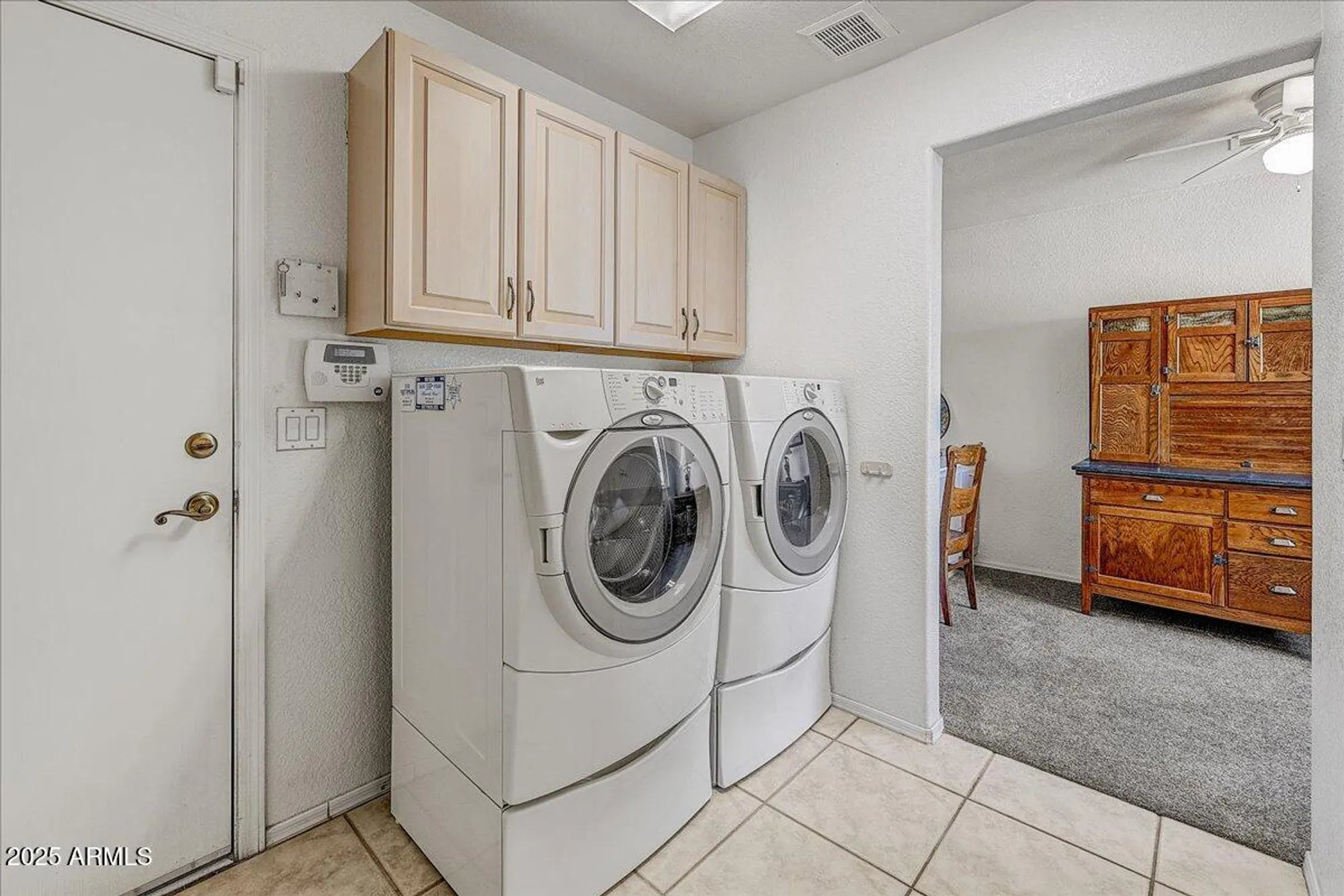 Property Slideshow image 27 of 42 | 8502 w topeka dr, Peoria, AZ, 85382