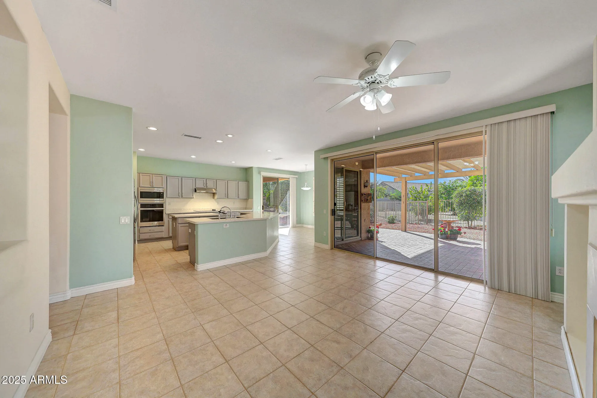 Property Slideshow image 14 of 53 | 19970 n window rock dr, Surprise, AZ, 85374