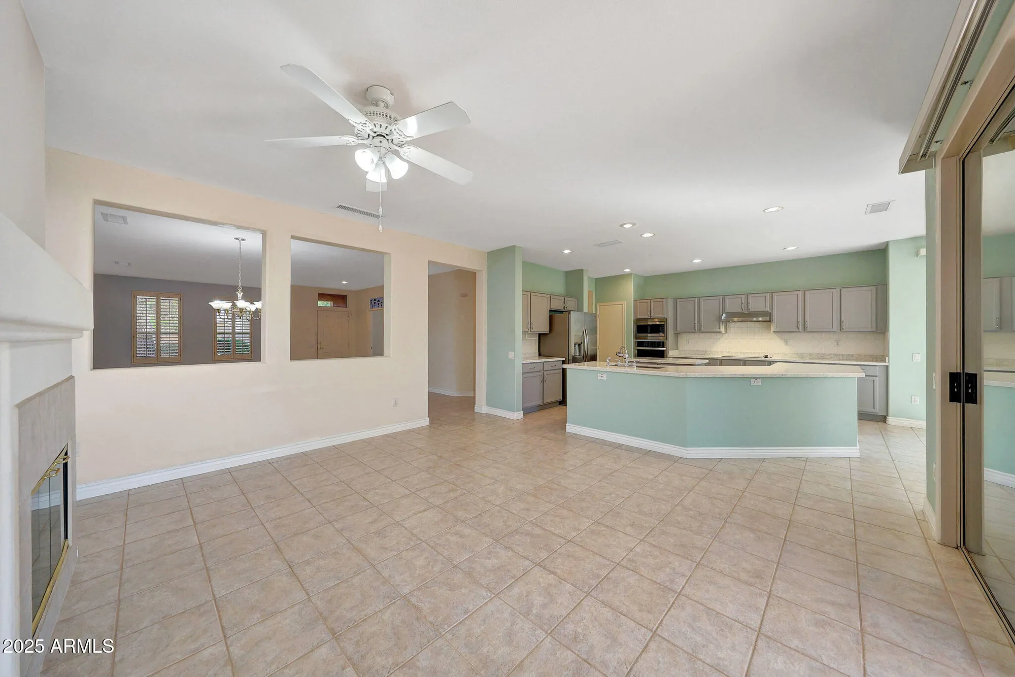 Property Slideshow image 15 of 53 | 19970 n window rock dr, Surprise, AZ, 85374