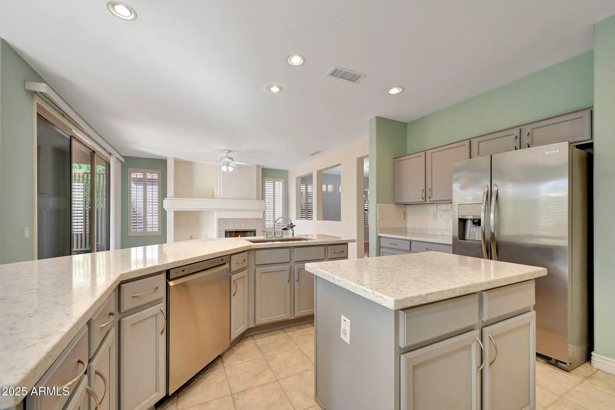 Property Slideshow image 26 of 53 | 19970 n window rock dr, Surprise, AZ, 85374