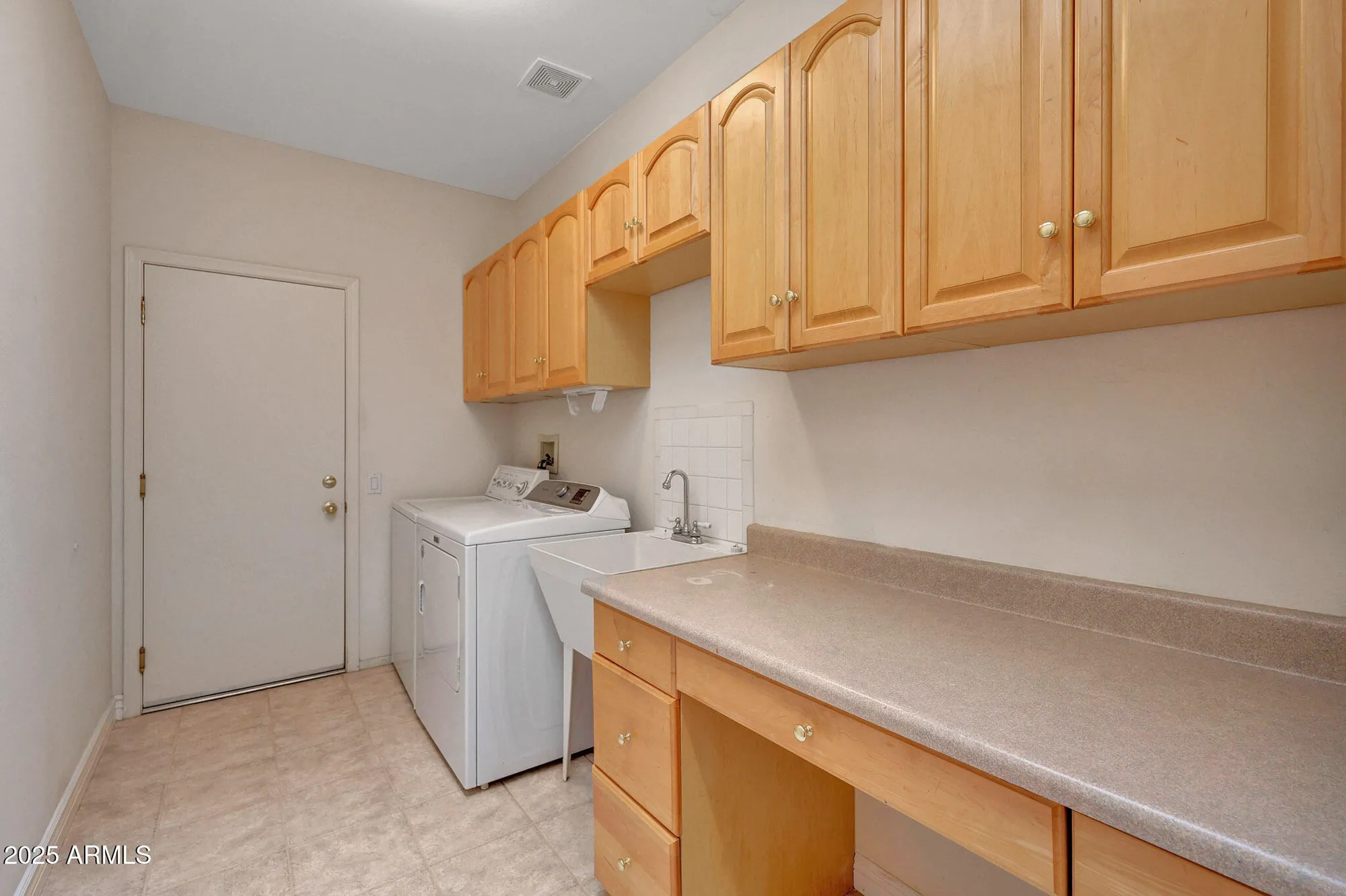 Property Slideshow image 44 of 53 | 19970 n window rock dr, Surprise, AZ, 85374