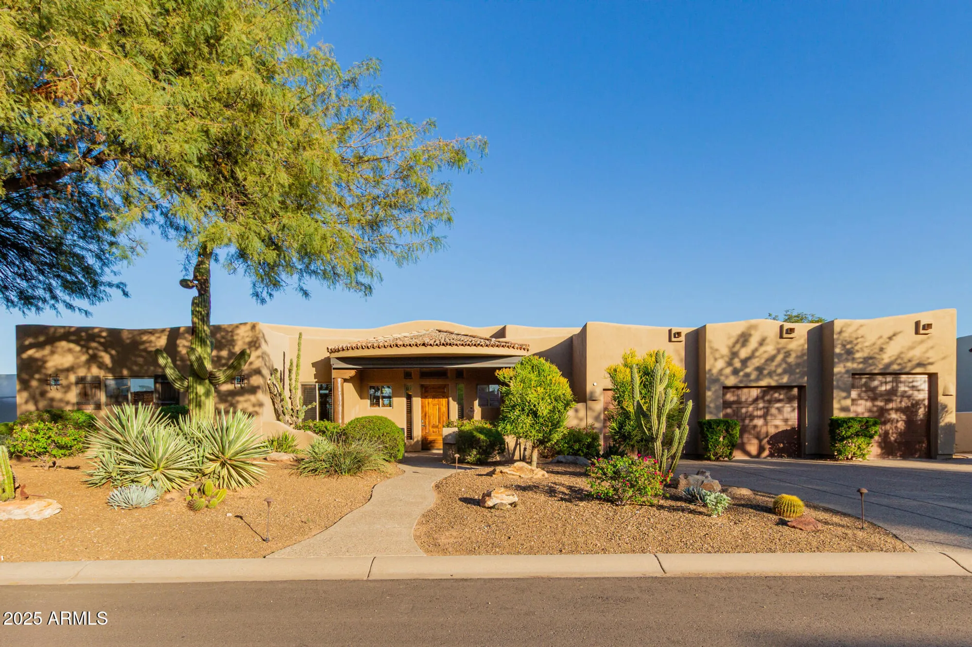 Property Slideshow image 1 of 69 | 27609 n desierto dr, Rio Verde, AZ, 85263