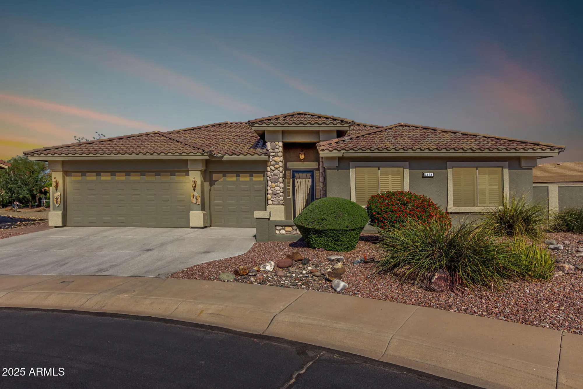 Property Slideshow image 2 of 61 | 2826 s cherrywood cir, Mesa, AZ, 85212
