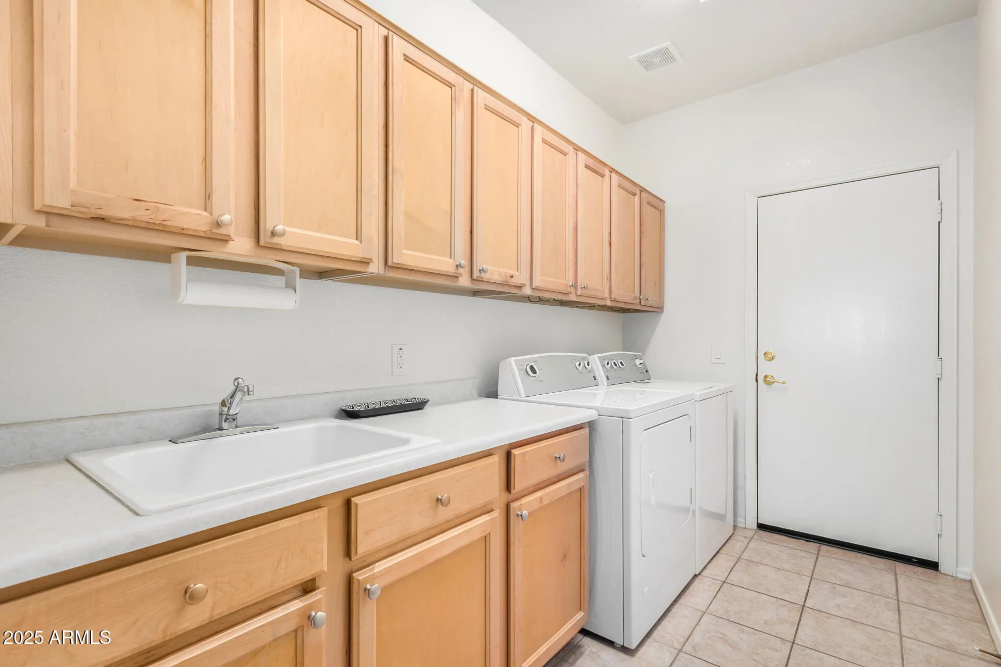 Property Slideshow image 32 of 36 | 18108 w addie ln, Surprise, AZ, 85374