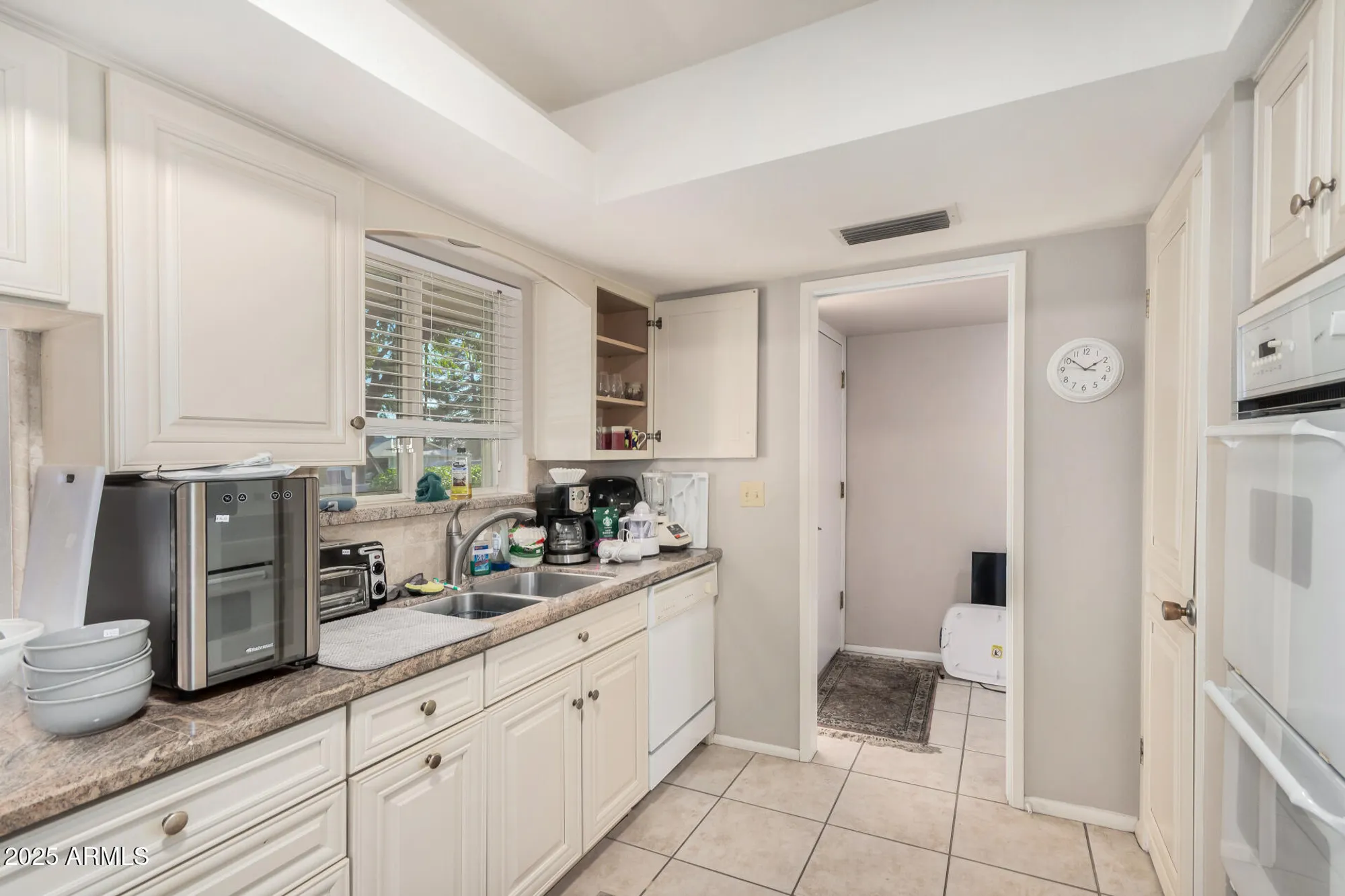 Property Slideshow image 11 of 27 | 10012 w bolivar dr, Sun City, AZ, 85351