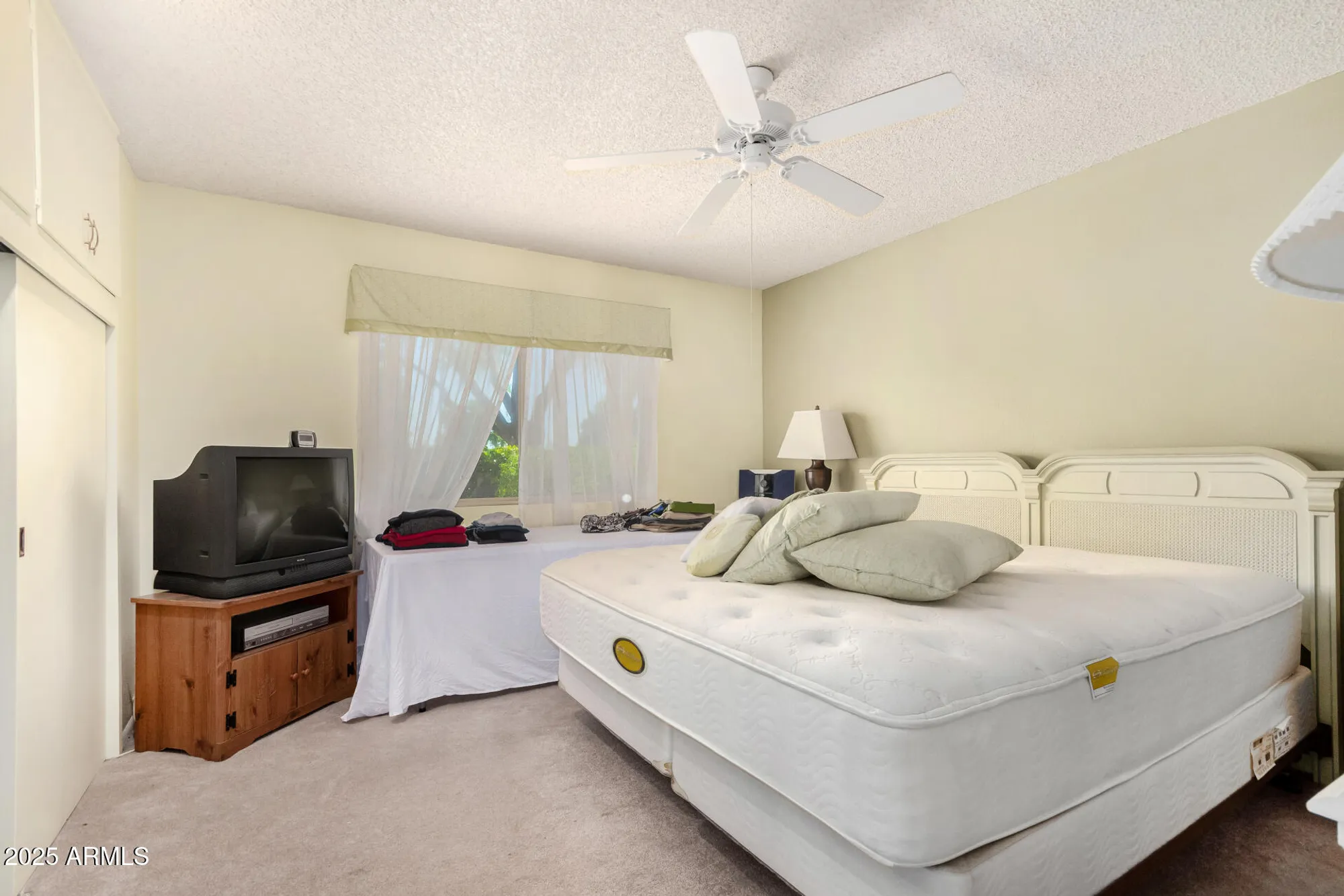 Property Slideshow image 18 of 27 | 10012 w bolivar dr, Sun City, AZ, 85351