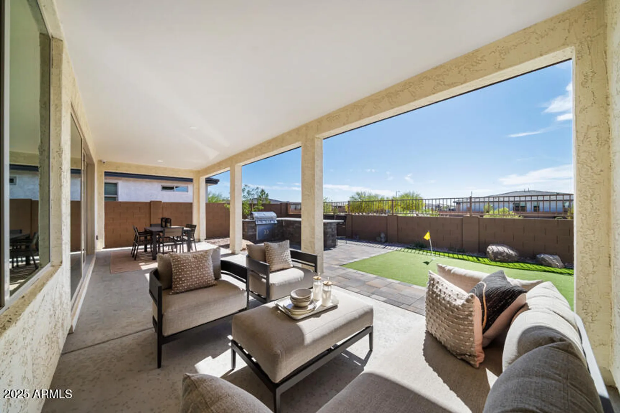 Property Slideshow image 29 of 41 | 39658 n trajen pl, Queen Creek, AZ, 85140