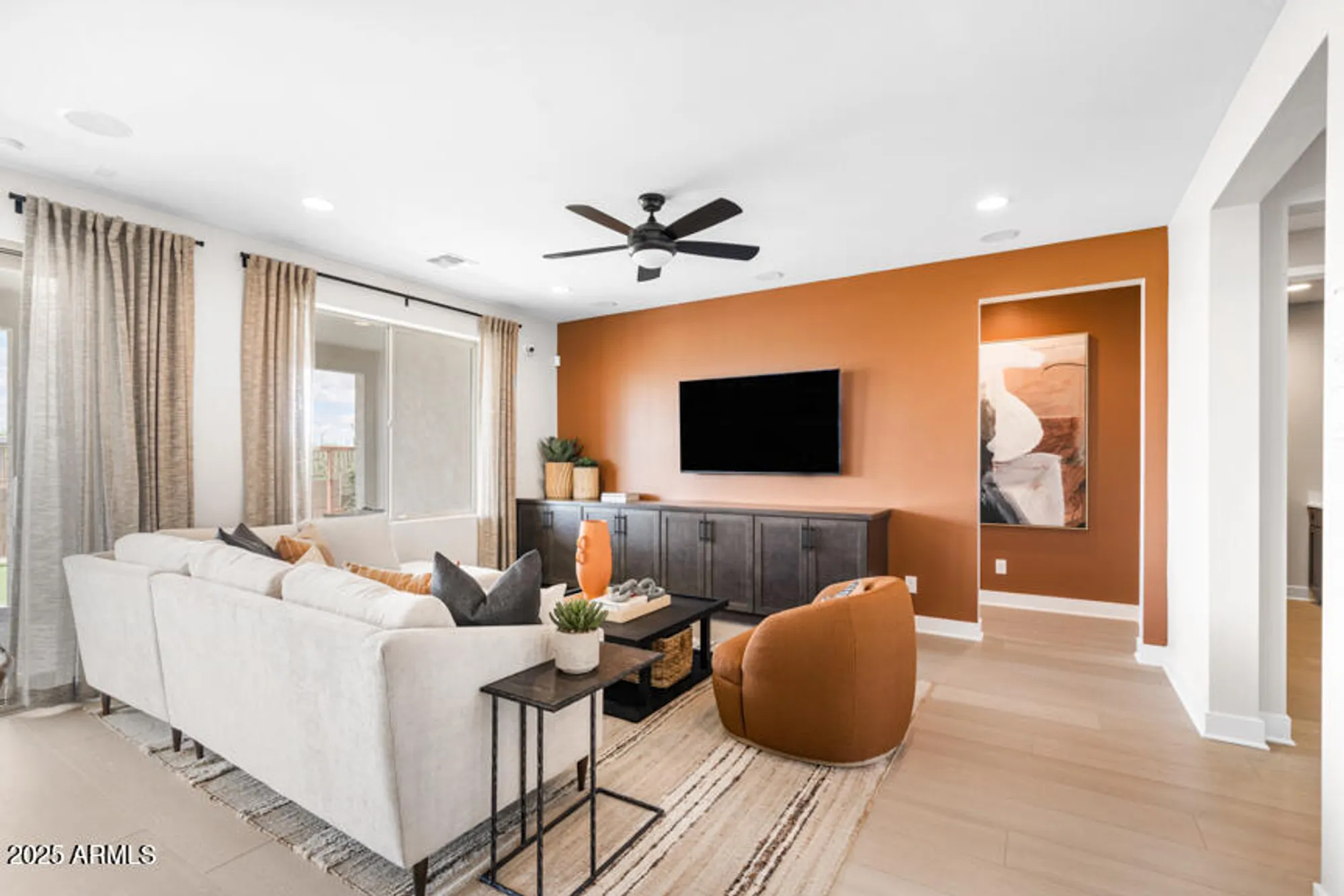 Property Slideshow image 9 of 41 | 39658 n trajen pl, Queen Creek, AZ, 85140