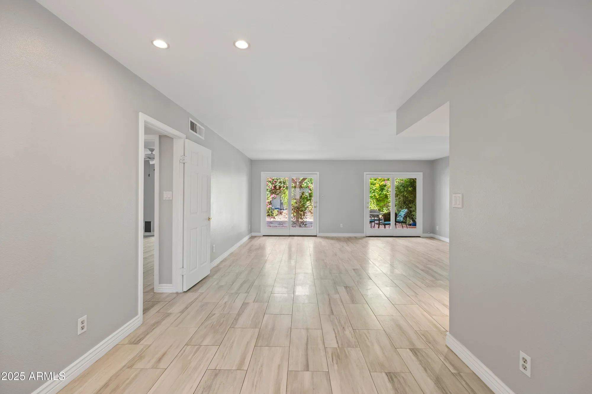 Property Slideshow image 6 of 21 | 7662 e hazelwood st, Scottsdale, AZ, 85251