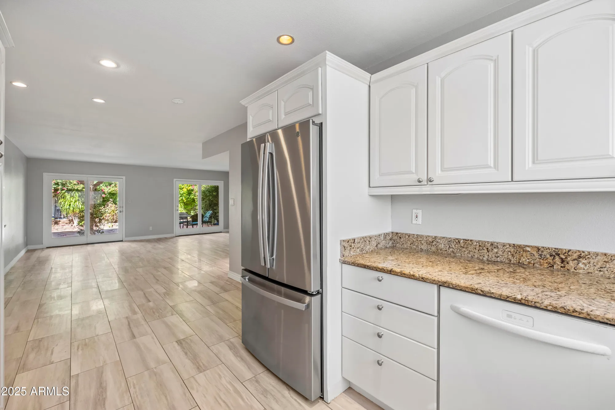 Property Slideshow image 5 of 21 | 7662 e hazelwood st, Scottsdale, AZ, 85251