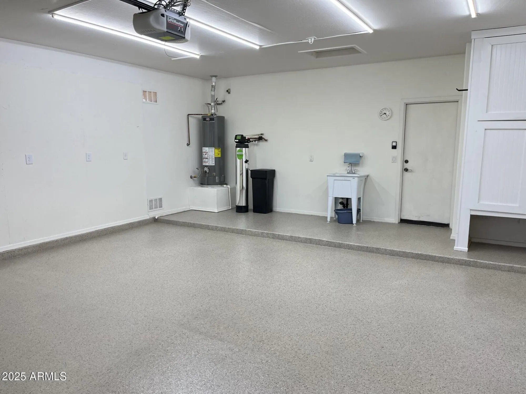 Property Slideshow image 13 of 60 | 26735 n 127th dr, Peoria, AZ, 85383