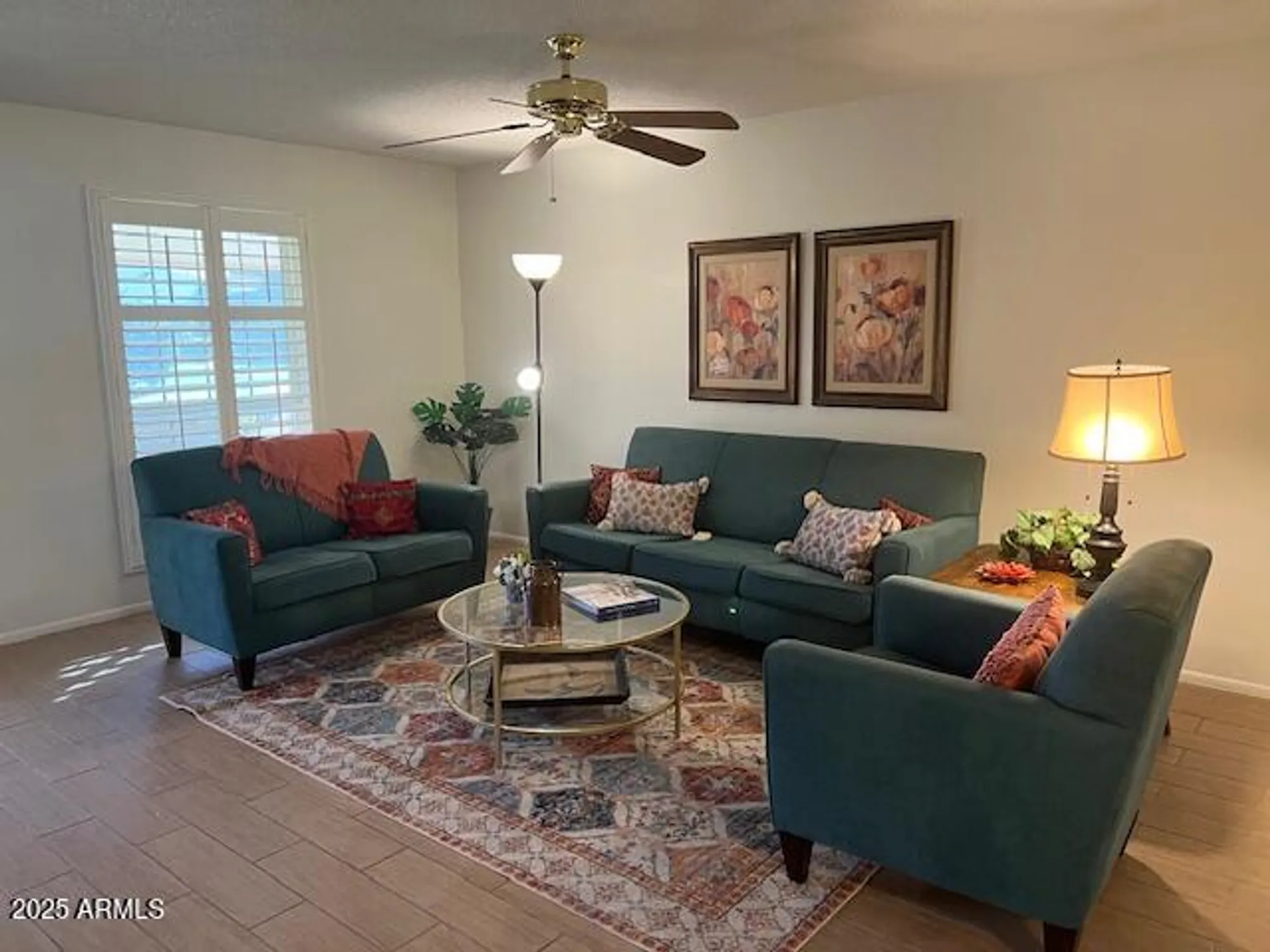 Property Slideshow image 4 of 17 | 10758 w cinnebar ave, Sun City, AZ, 85351