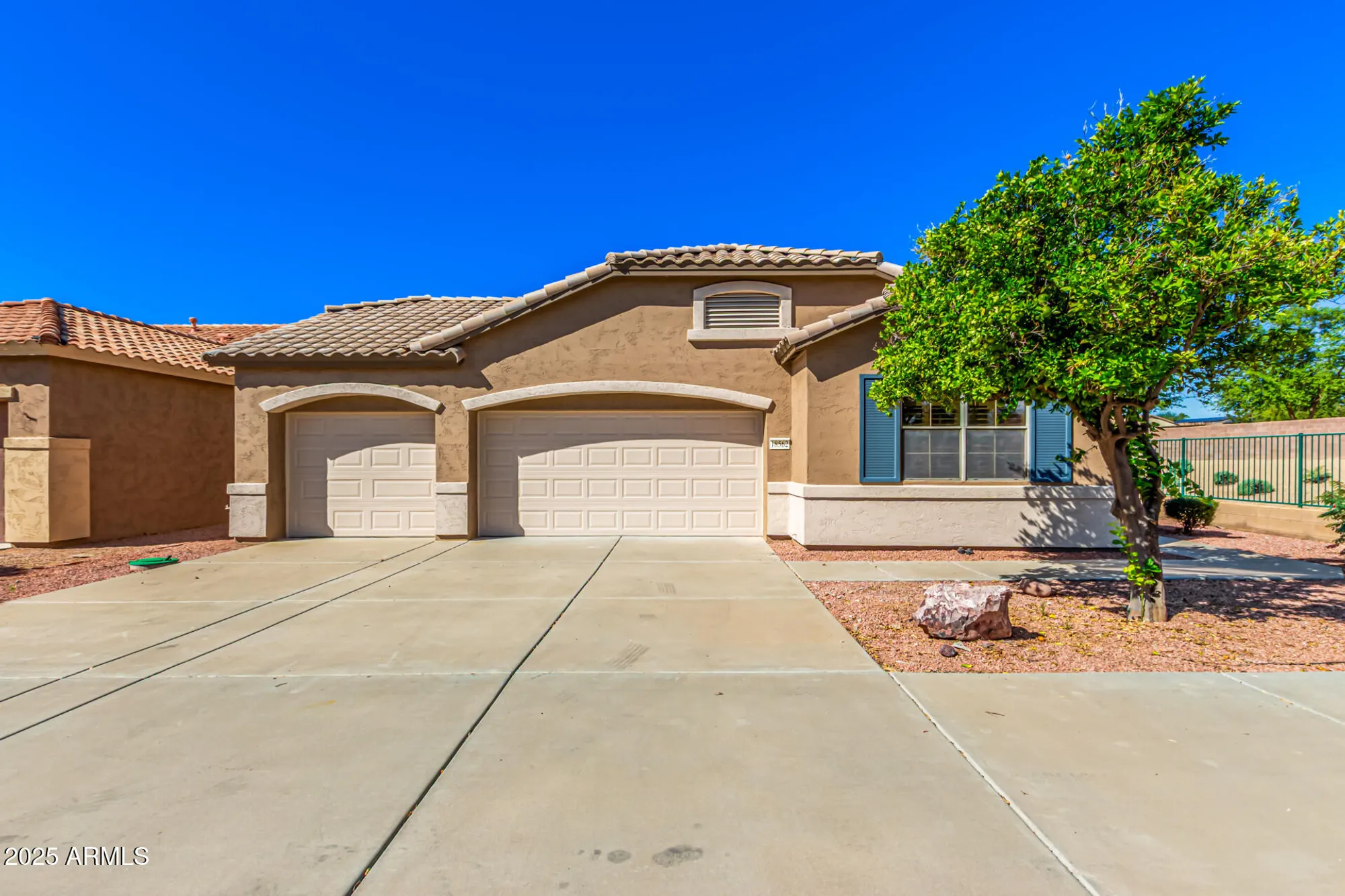 Property Slideshow image 1 of 37 | 18562 n alamo dr, Surprise, AZ, 85374