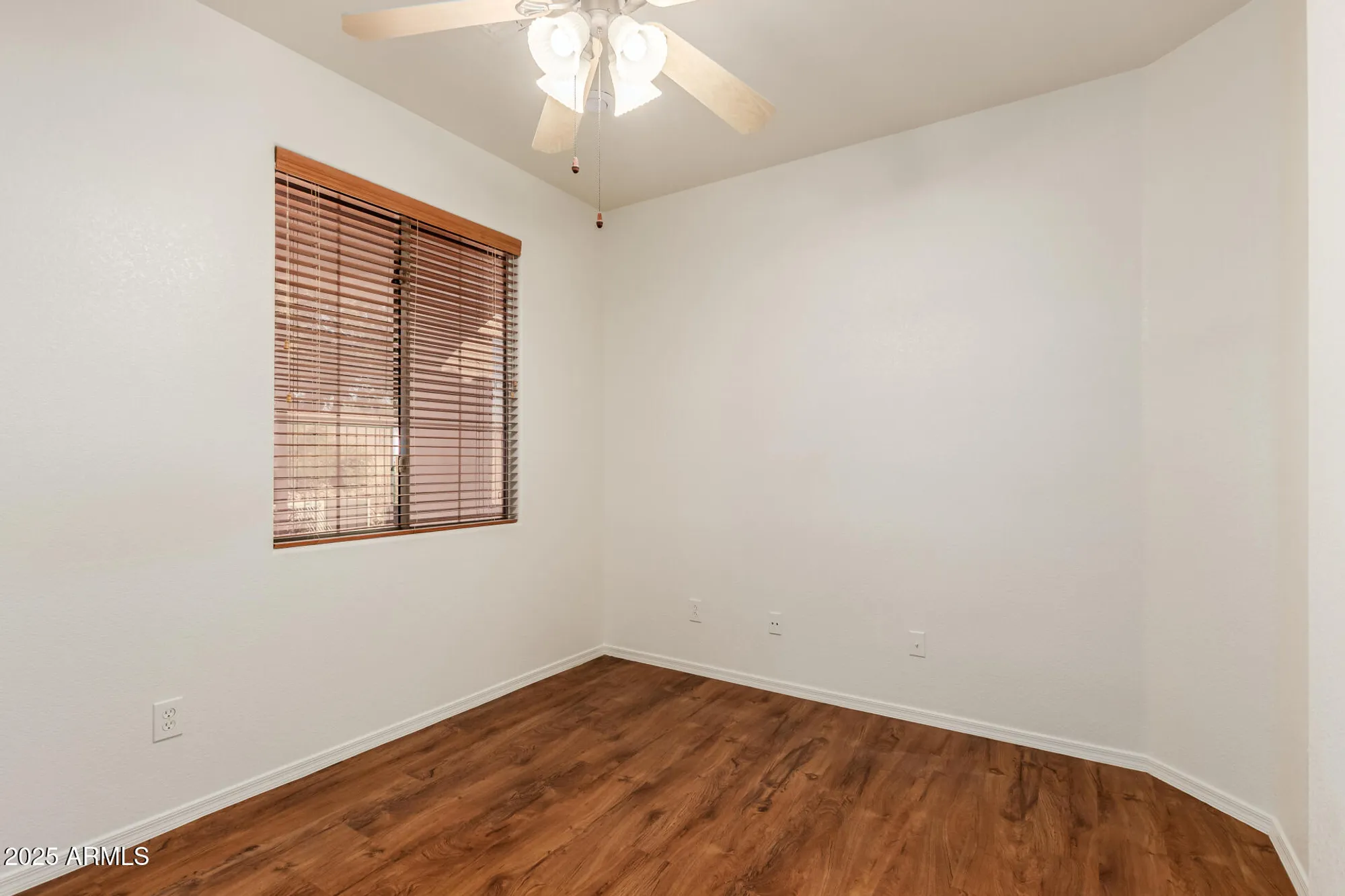 Property Slideshow image 7 of 37 | 18562 n alamo dr, Surprise, AZ, 85374