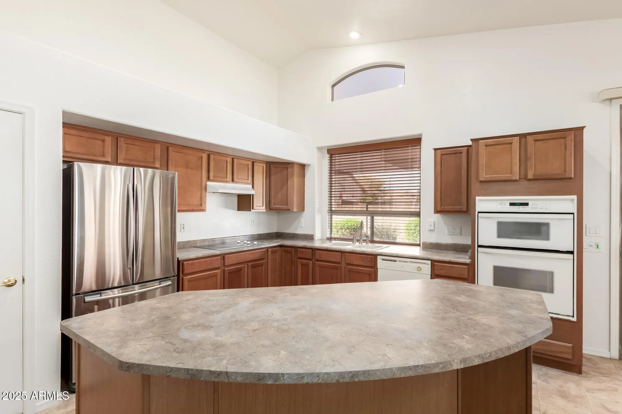 Property Slideshow image 10 of 37 | 18562 n alamo dr, Surprise, AZ, 85374
