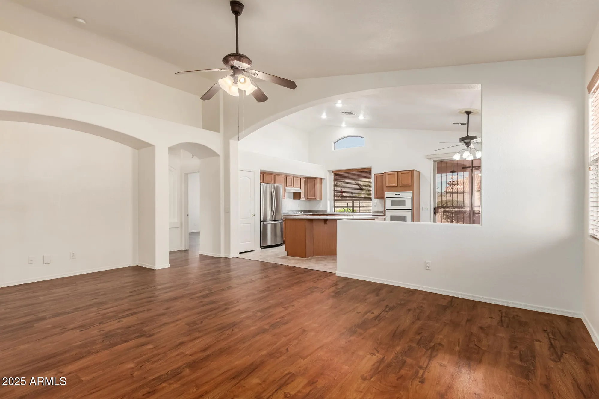 Property Slideshow image 4 of 37 | 18562 n alamo dr, Surprise, AZ, 85374