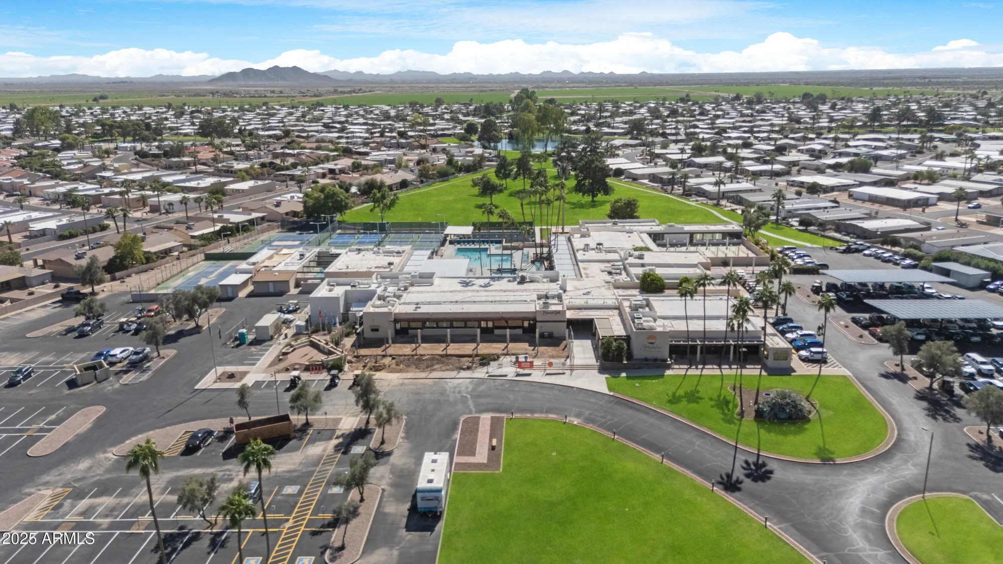 Property Slideshow image 37 of 46 | 9247 e lakeside dr, Sun Lakes, AZ, 85248