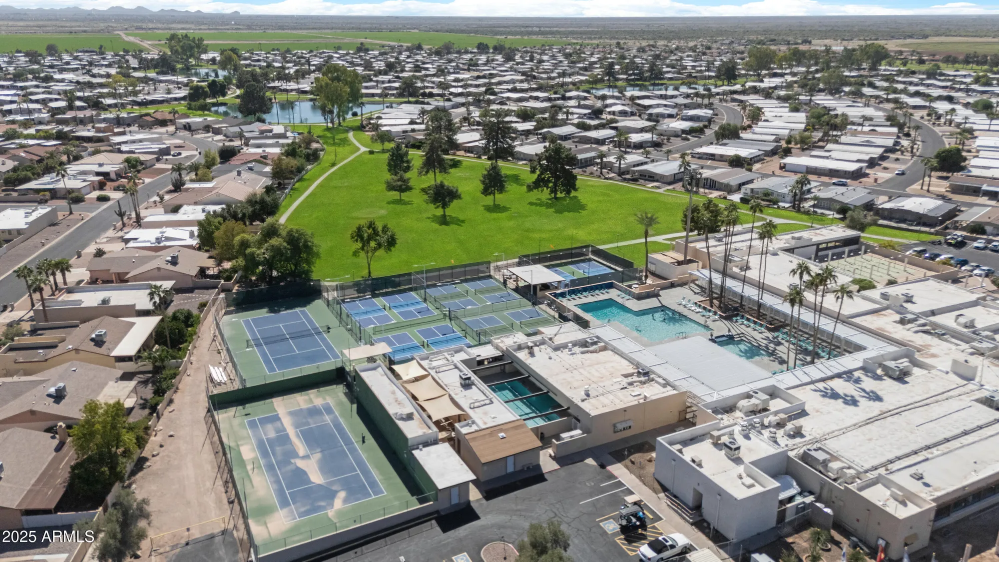 Property Slideshow image 39 of 46 | 9247 e lakeside dr, Sun Lakes, AZ, 85248