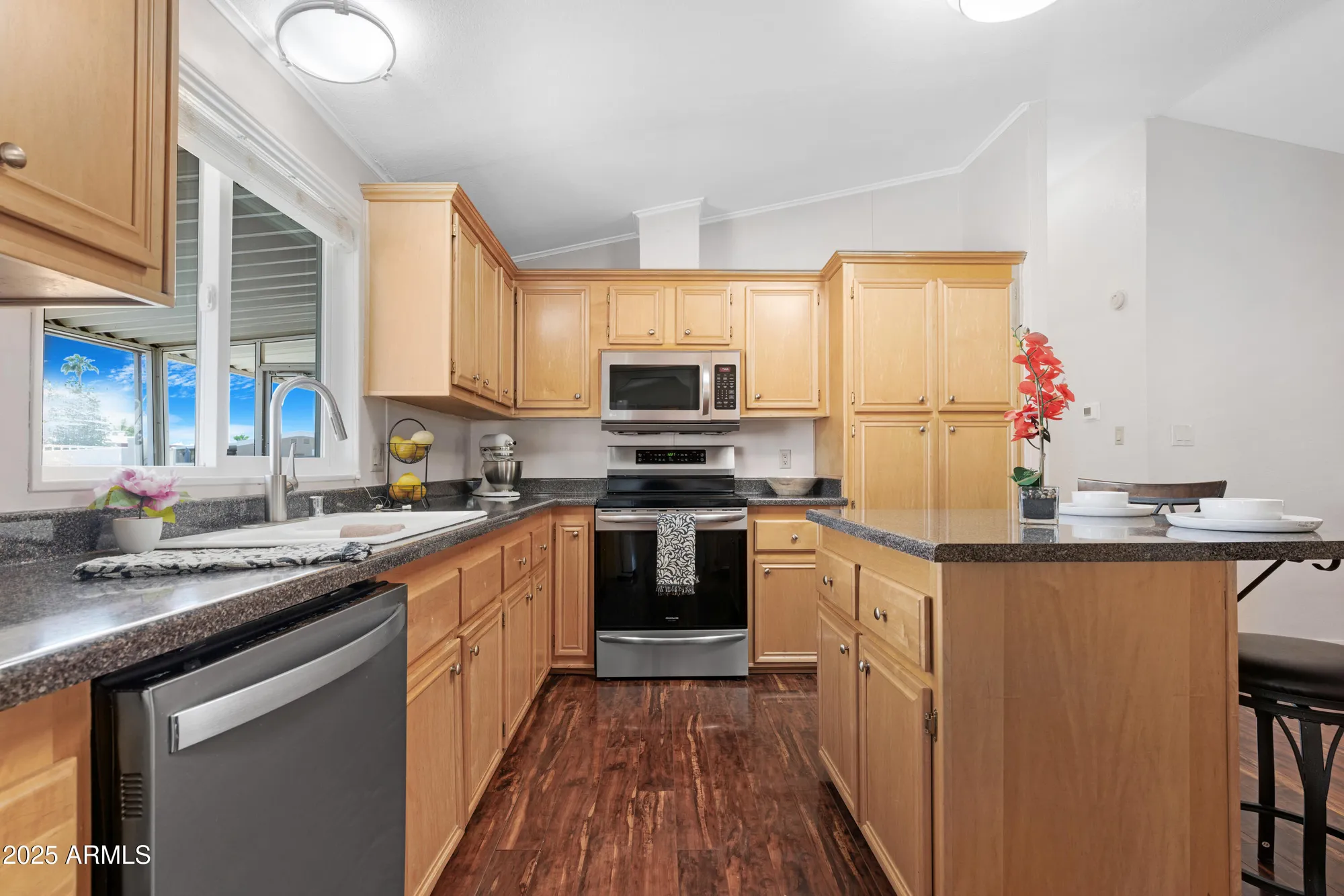 Property Slideshow image 14 of 46 | 9247 e lakeside dr, Sun Lakes, AZ, 85248