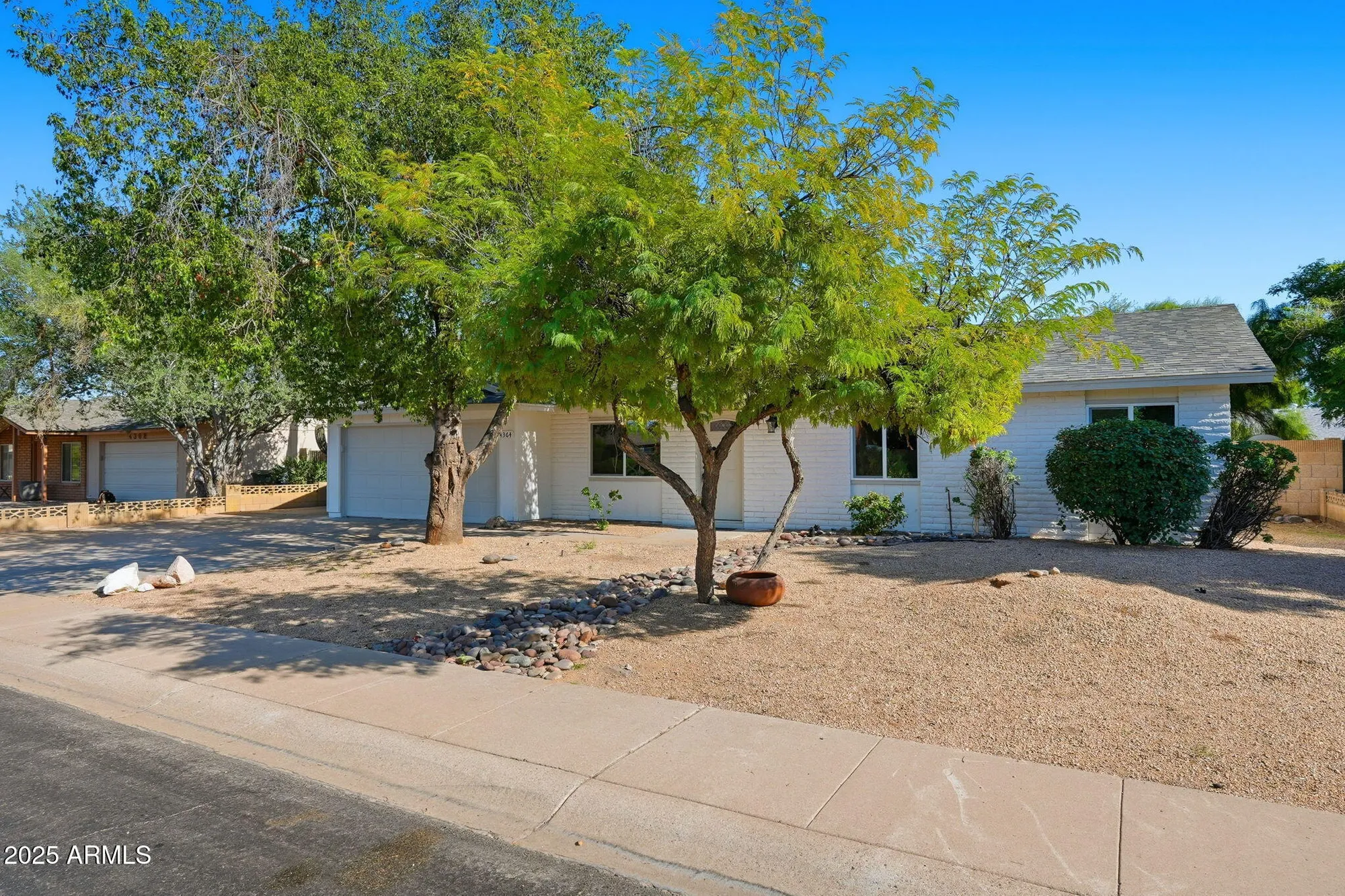 Property Slideshow image 2 of 30 | 4364 e cherokee st, Phoenix, AZ, 85044