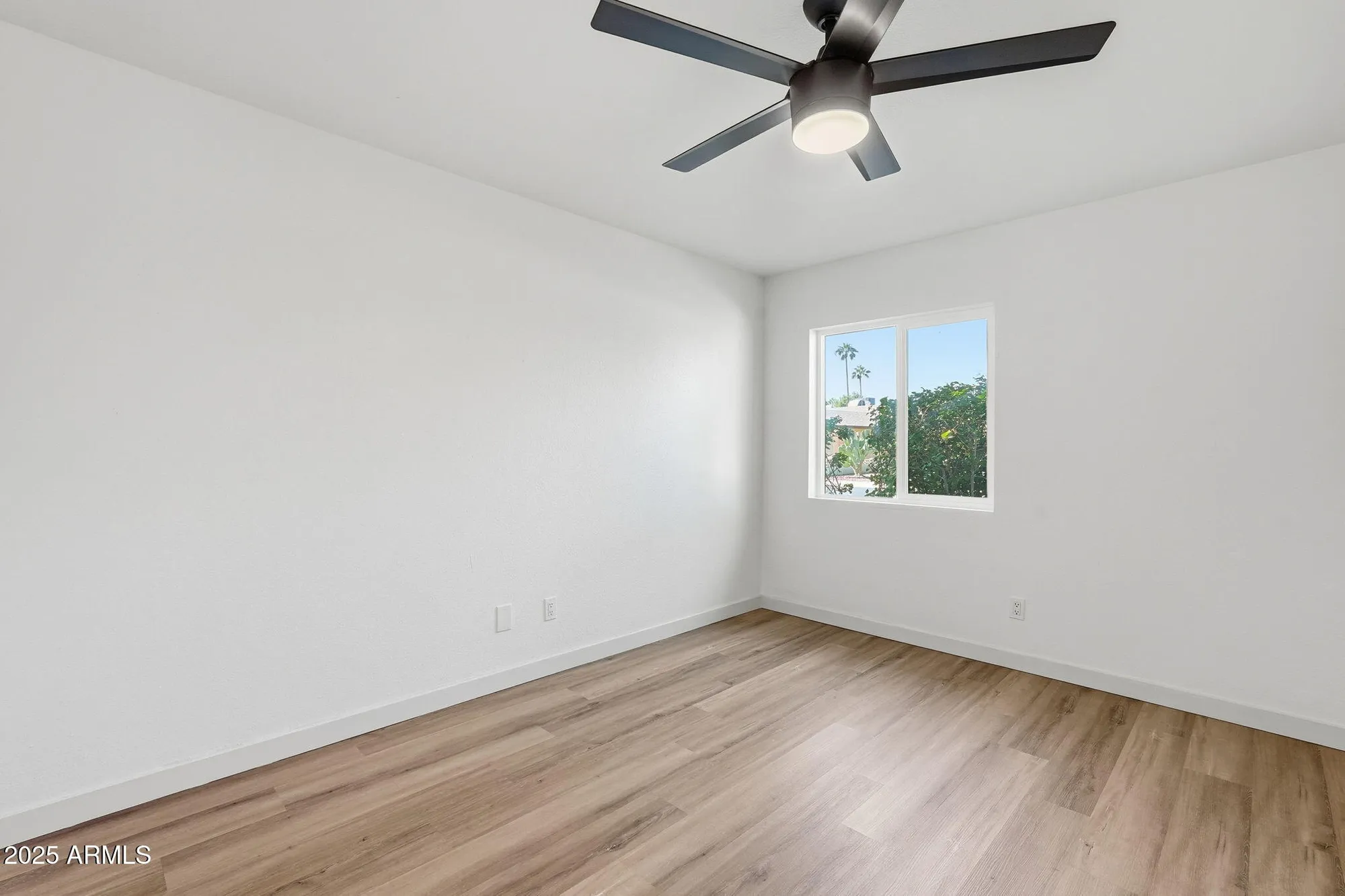 Property Slideshow image 17 of 30 | 4364 e cherokee st, Phoenix, AZ, 85044