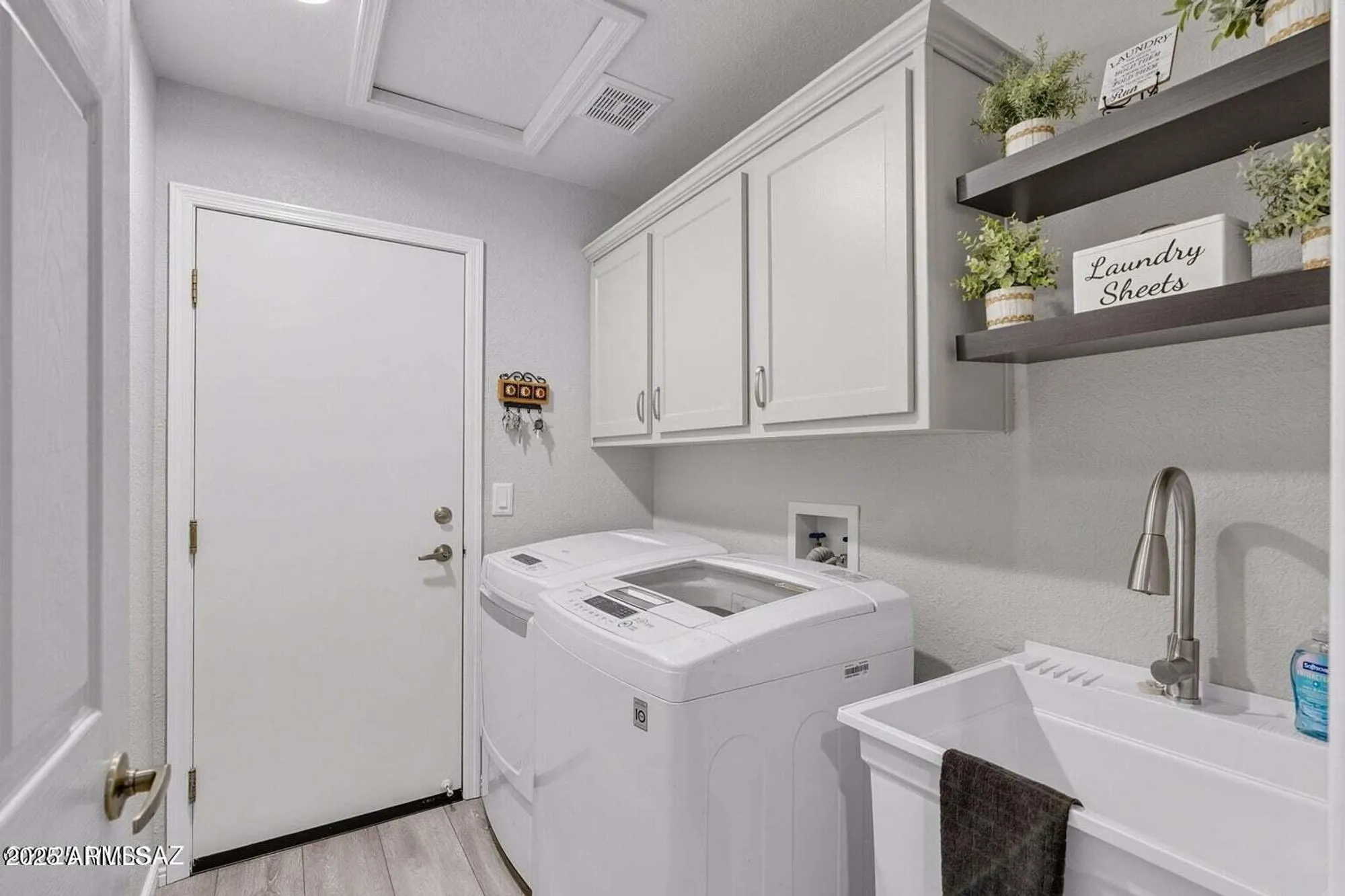 Property Slideshow image 33 of 50 | 14705 n palm ridge dr, Oro Valley, AZ, 85755