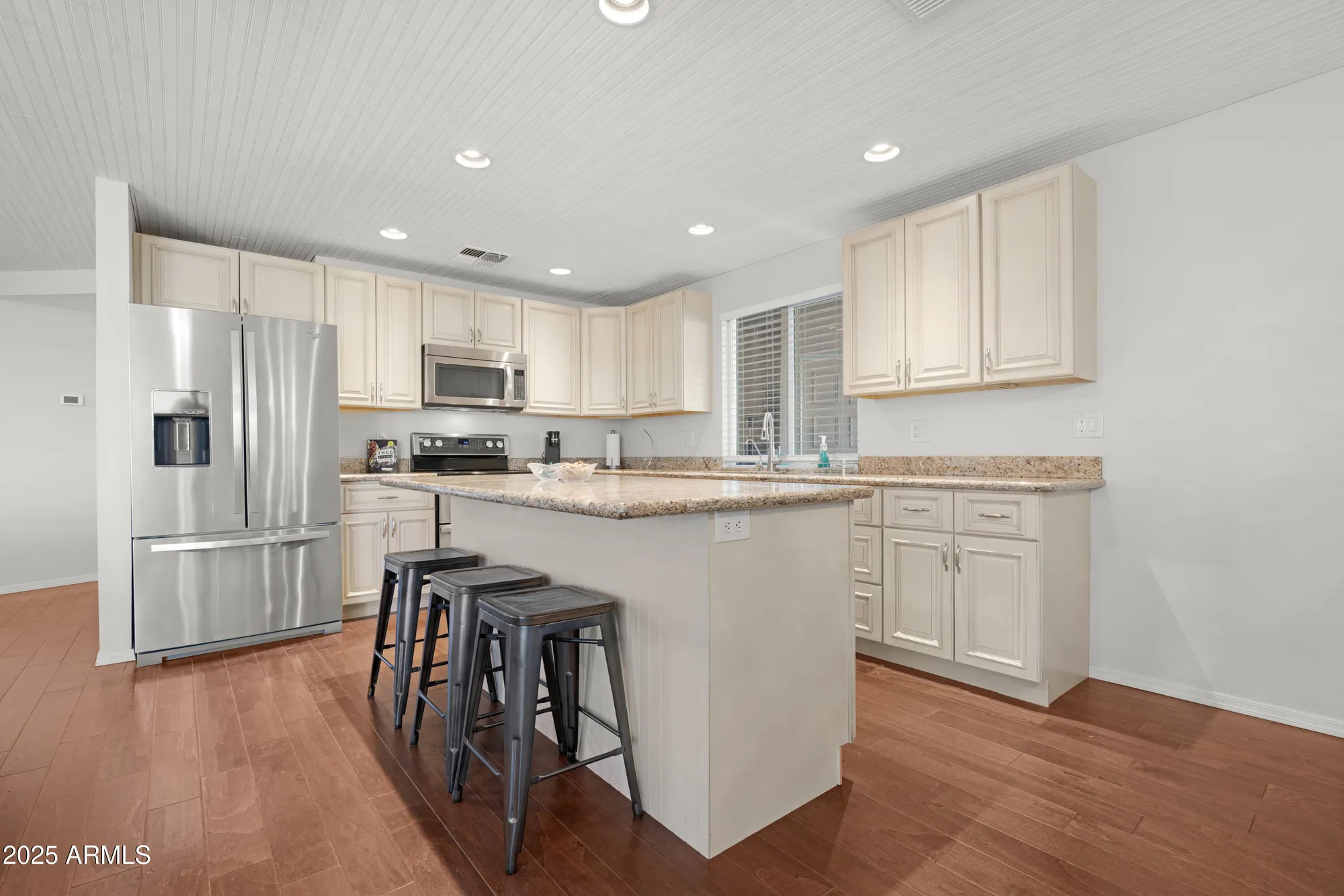 Property Slideshow image 9 of 55 | 9102 e lakeview dr, Sun Lakes, AZ, 85248