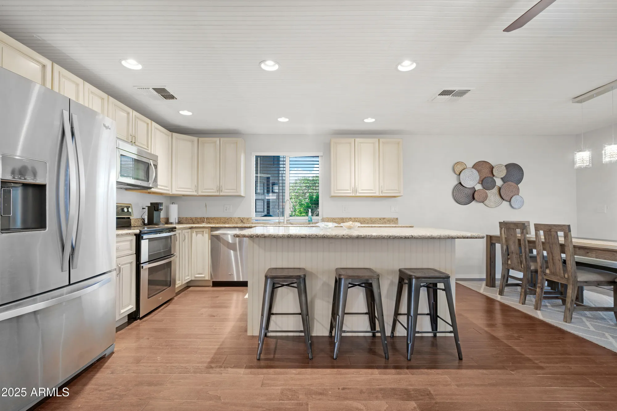 Property Slideshow image 11 of 55 | 9102 e lakeview dr, Sun Lakes, AZ, 85248