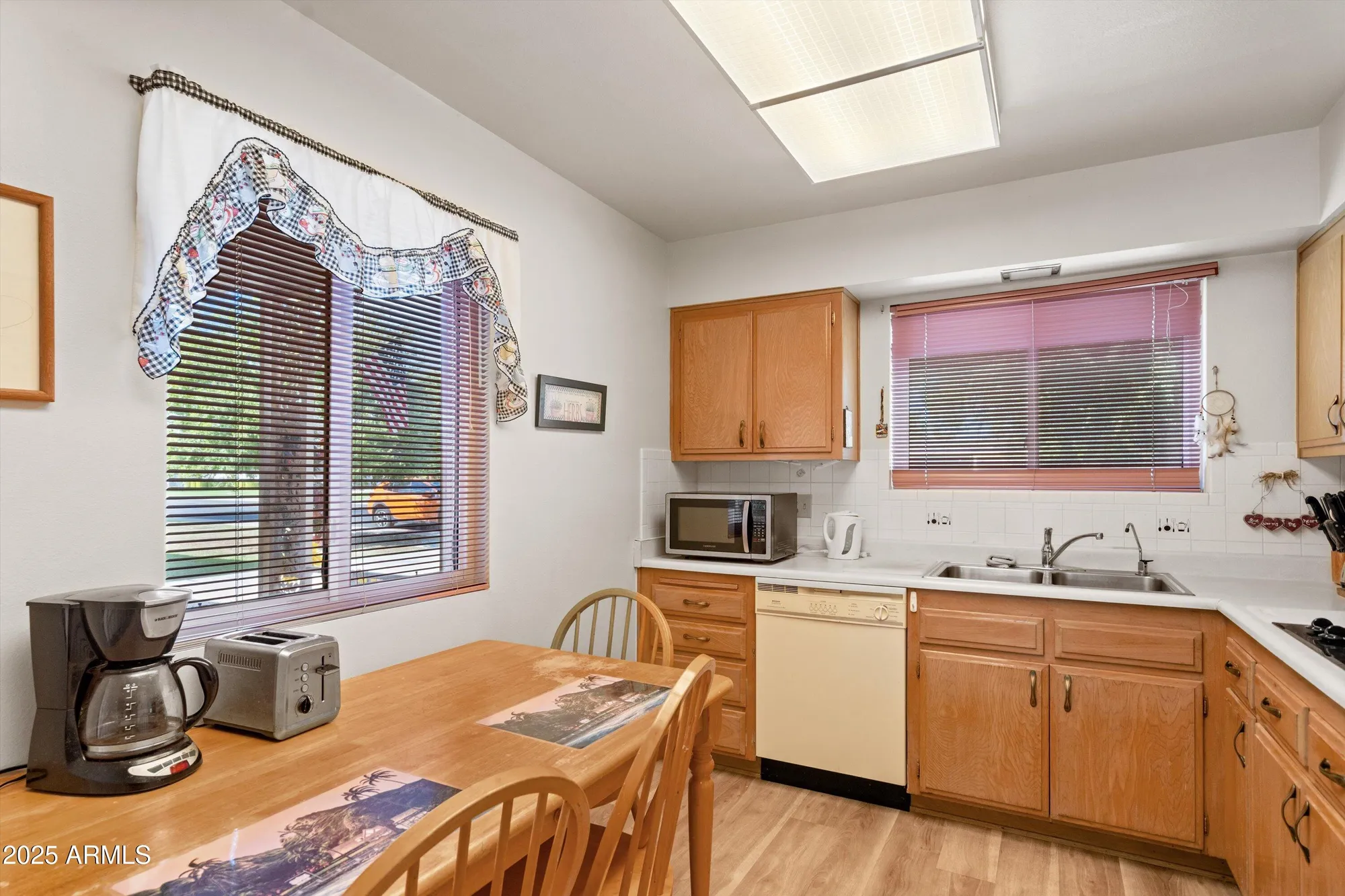 Property Slideshow image 13 of 26 | 10341 w clair dr, Sun City, AZ, 85351