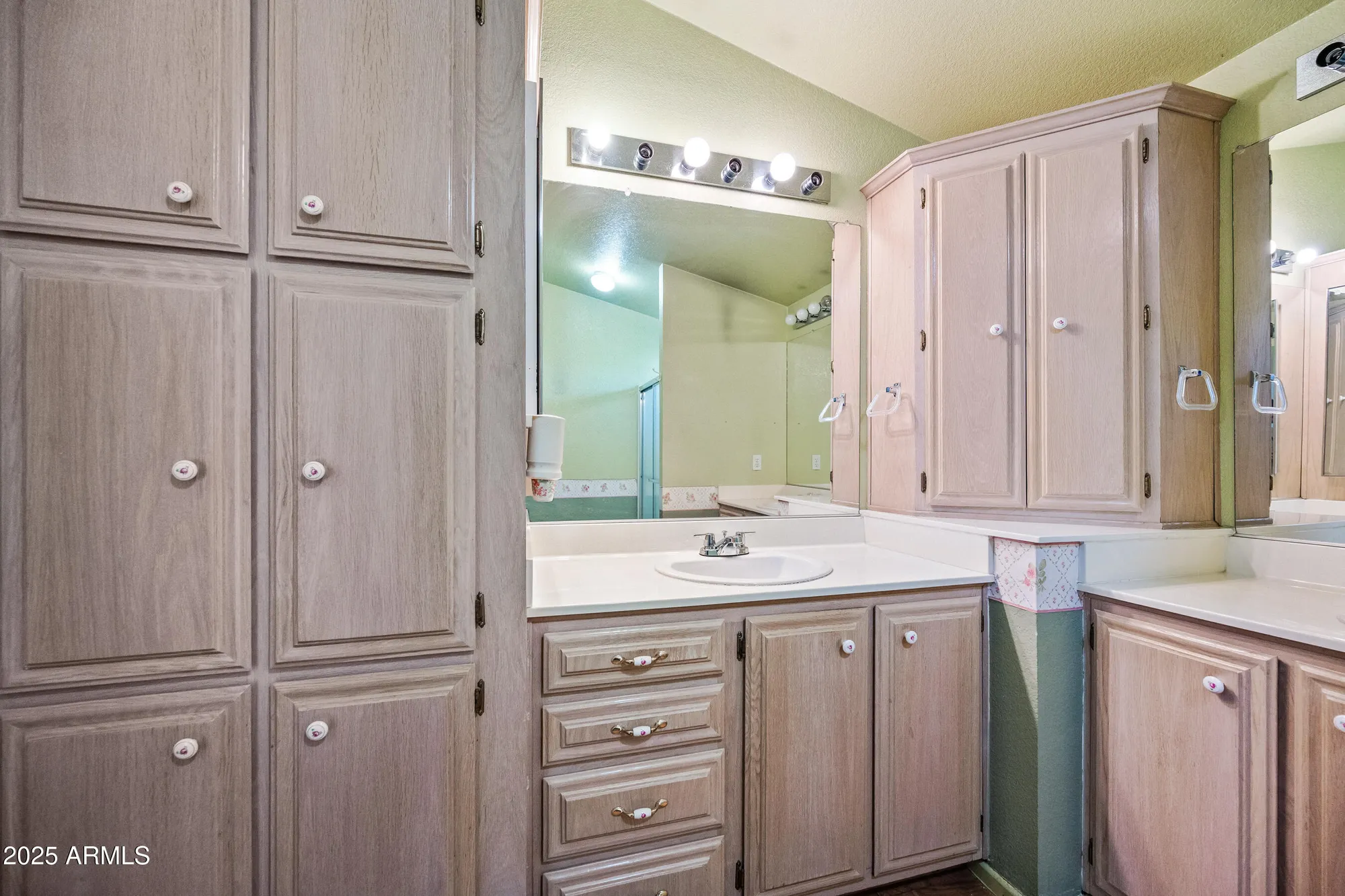 Property Slideshow image 25 of 50 | 2101 s meridian rd 49, Apache Junction, AZ, 85120