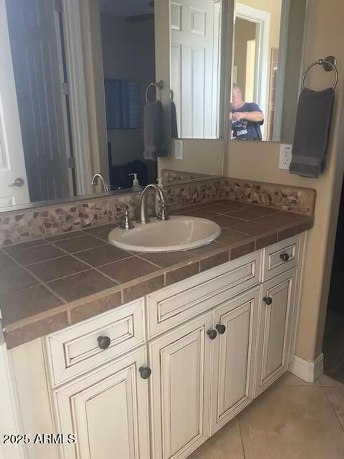 Property Slideshow image 76 of 98 | 2514 w pumpkin ridge dr, Anthem, AZ, 85086