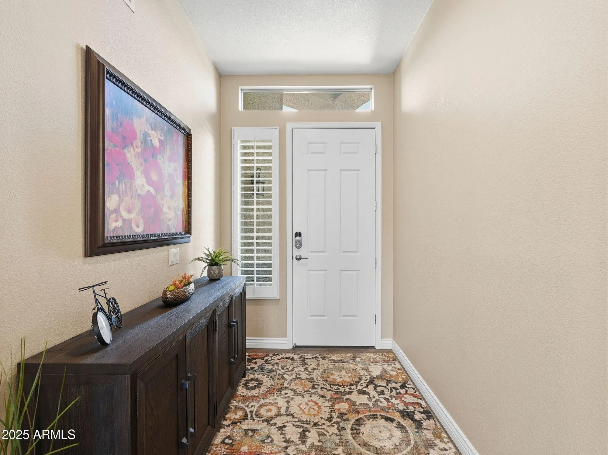 Property Slideshow image 4 of 33 | 4745 e nightingale ln, Gilbert, AZ, 85298