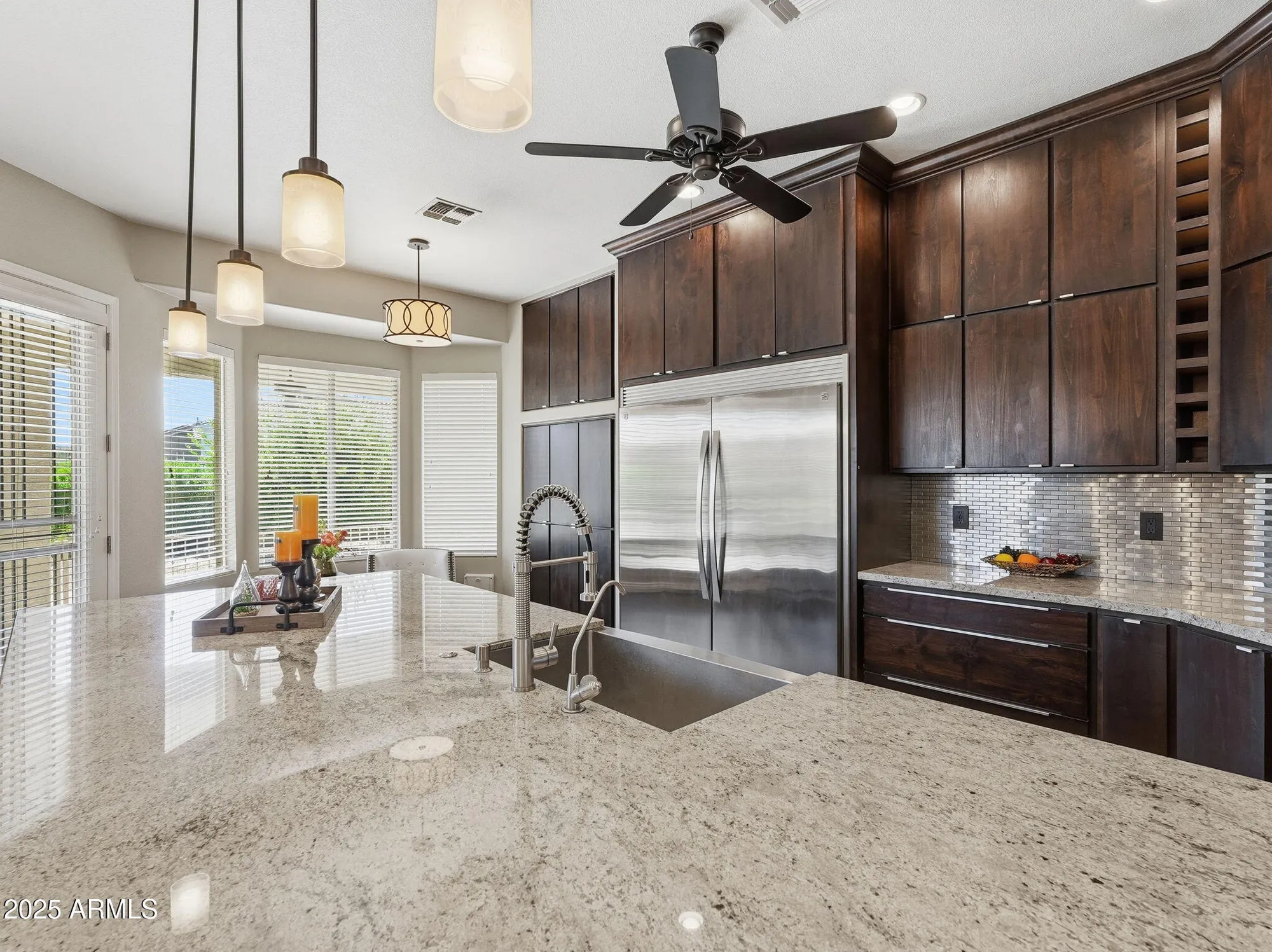 Property Slideshow image 9 of 33 | 4745 e nightingale ln, Gilbert, AZ, 85298