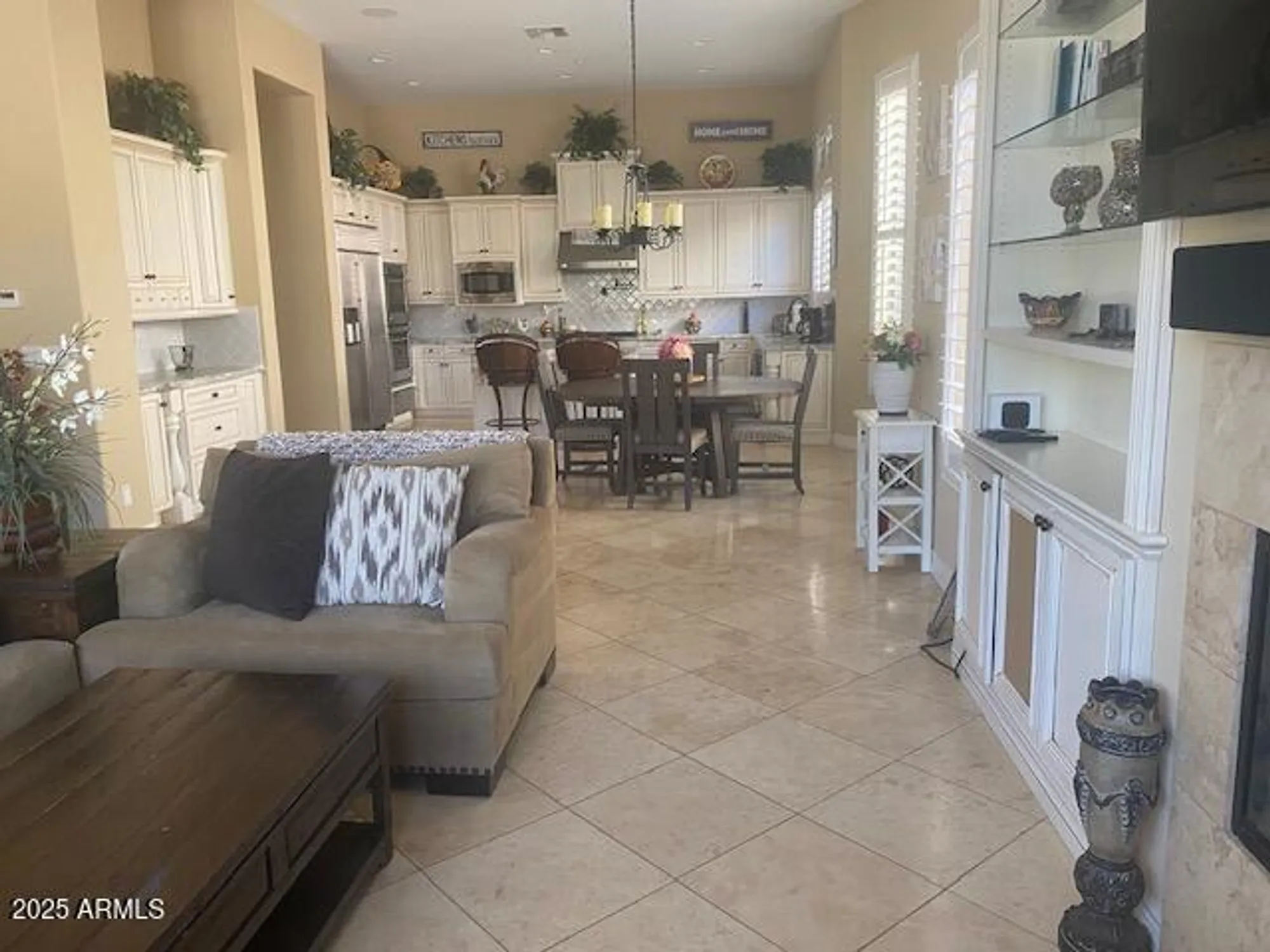 Property Slideshow image 43 of 98 | 2514 w pumpkin ridge dr, Anthem, AZ, 85086
