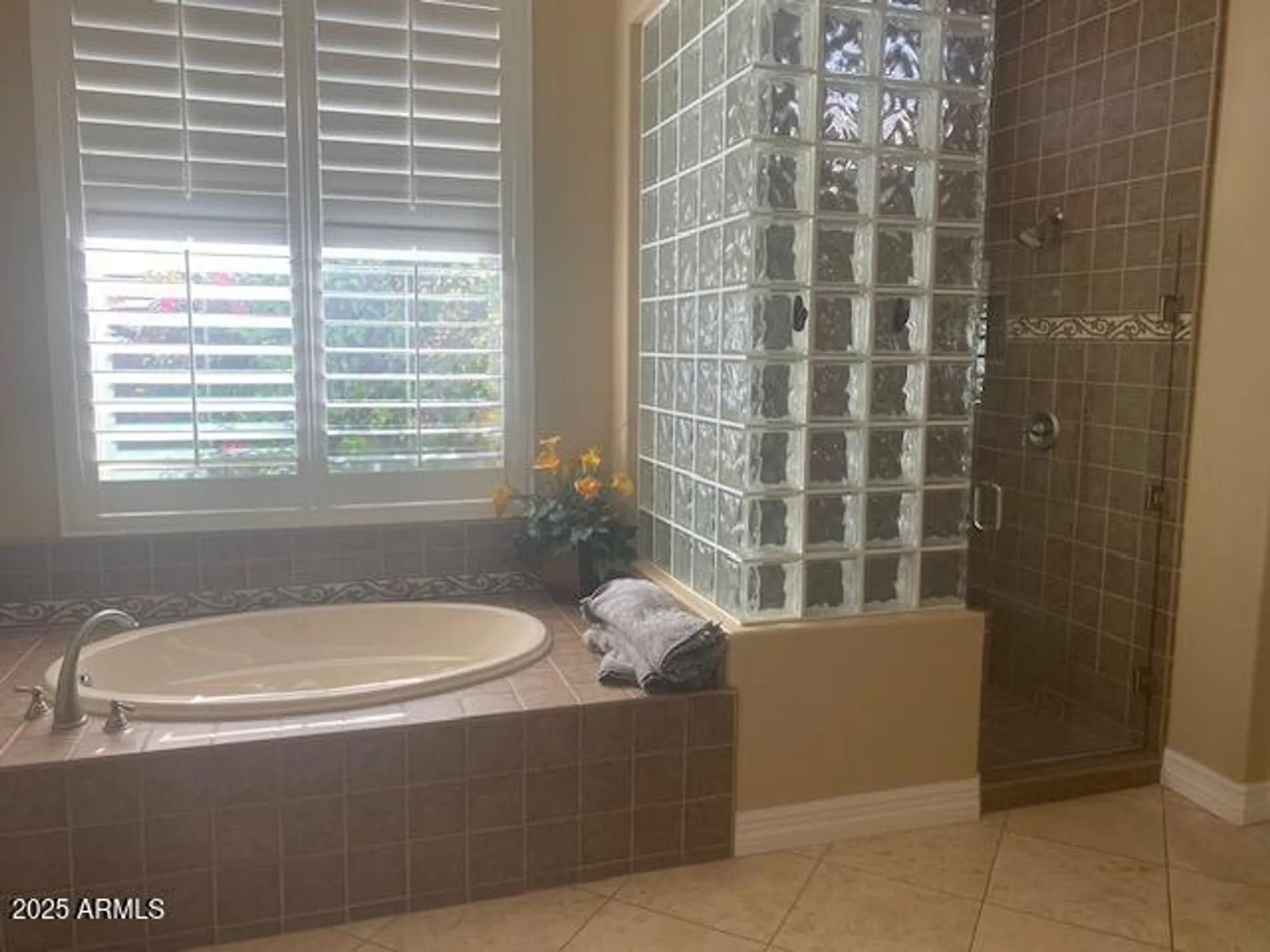 Property Slideshow image 65 of 98 | 2514 w pumpkin ridge dr, Anthem, AZ, 85086