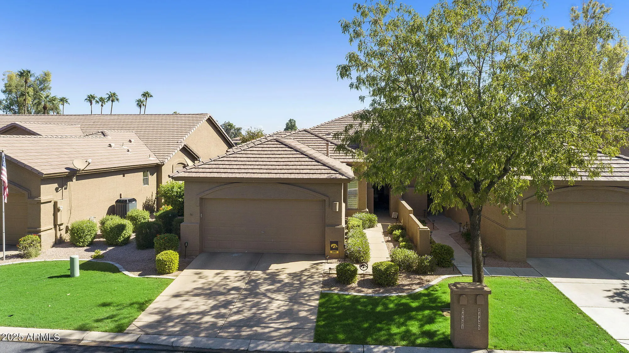 Property Slideshow image 1 of 67 | 24421 s golfview dr, Sun Lakes, AZ, 85248