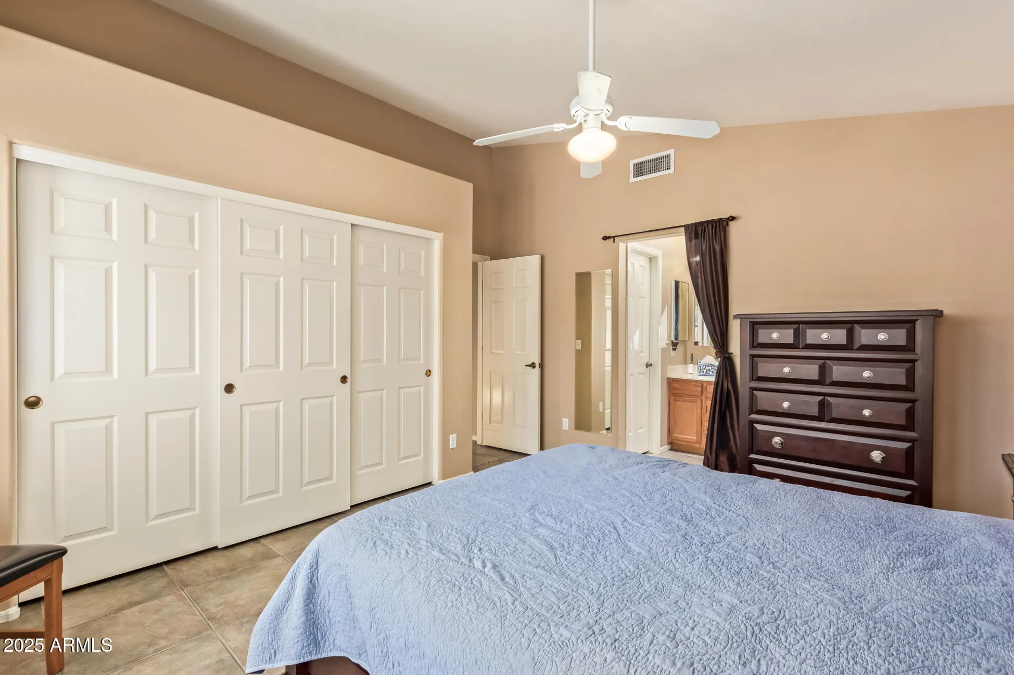 Property Slideshow image 14 of 36 | 17233 n winding trl, Surprise, AZ, 85374