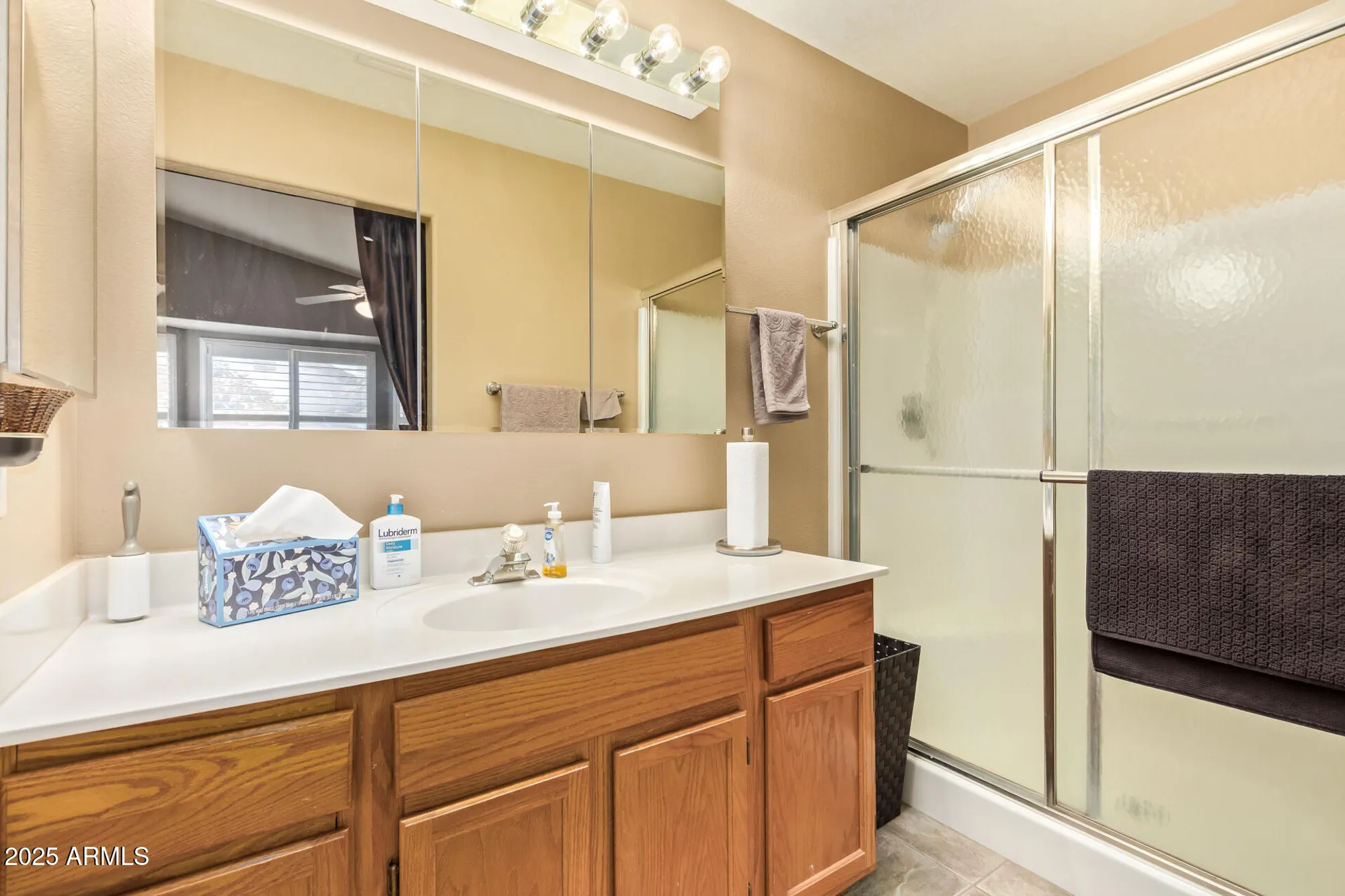 Property Slideshow image 16 of 36 | 17233 n winding trl, Surprise, AZ, 85374