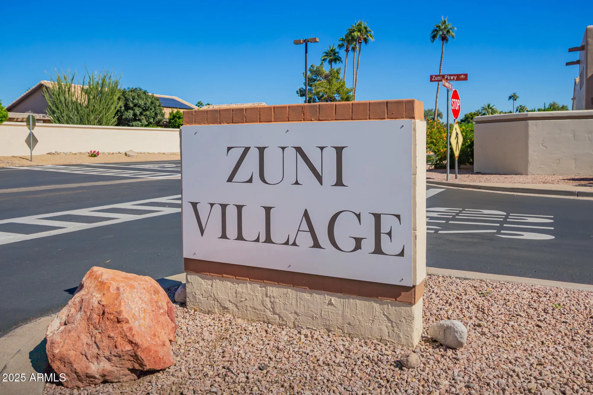 Property Slideshow image 35 of 36 | 17233 n winding trl, Surprise, AZ, 85374