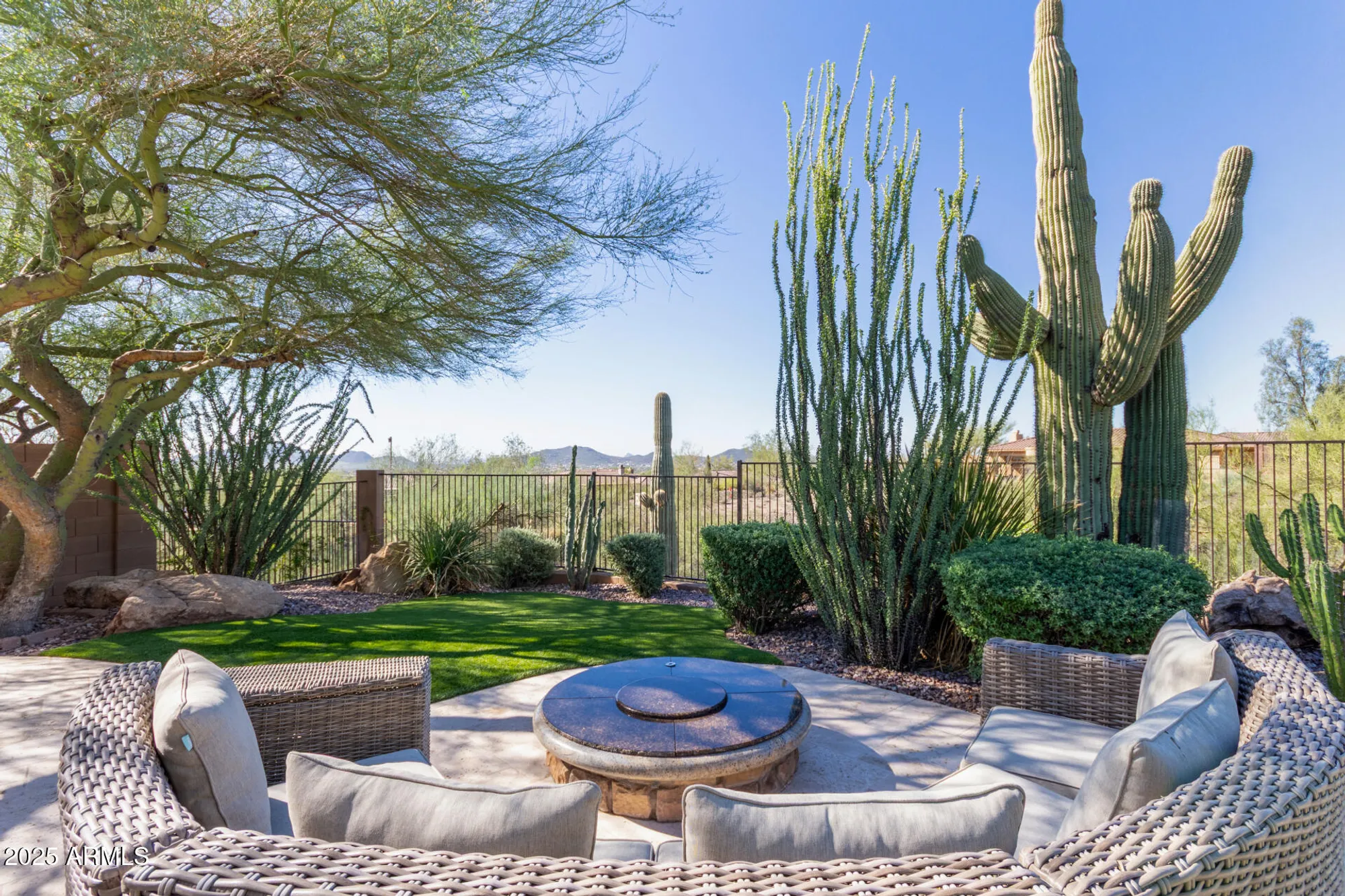 Property Slideshow image 72 of 108 | 41925 n back creek ct, Anthem, AZ, 85086