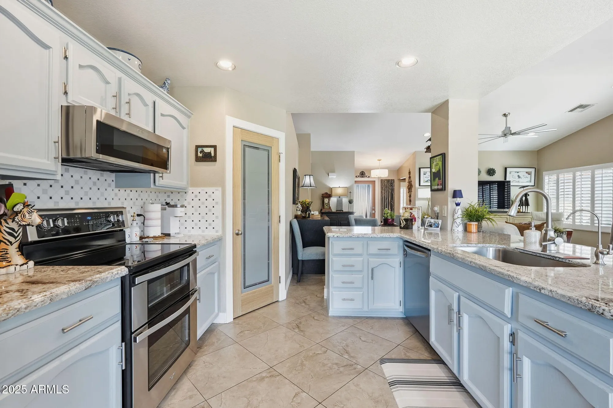 Property Slideshow image 12 of 33 | 10545 e champagne dr, Sun Lakes, AZ, 85248