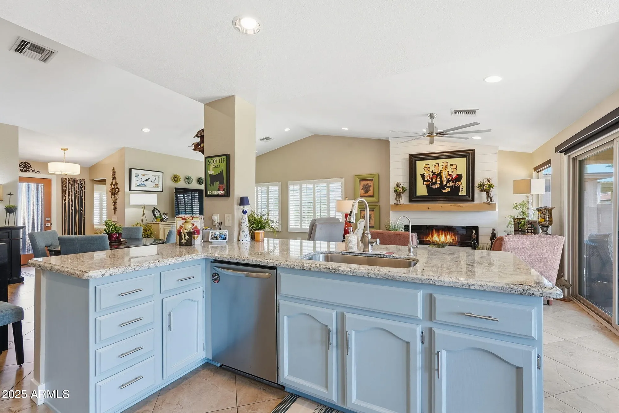 Property Slideshow image 14 of 33 | 10545 e champagne dr, Sun Lakes, AZ, 85248