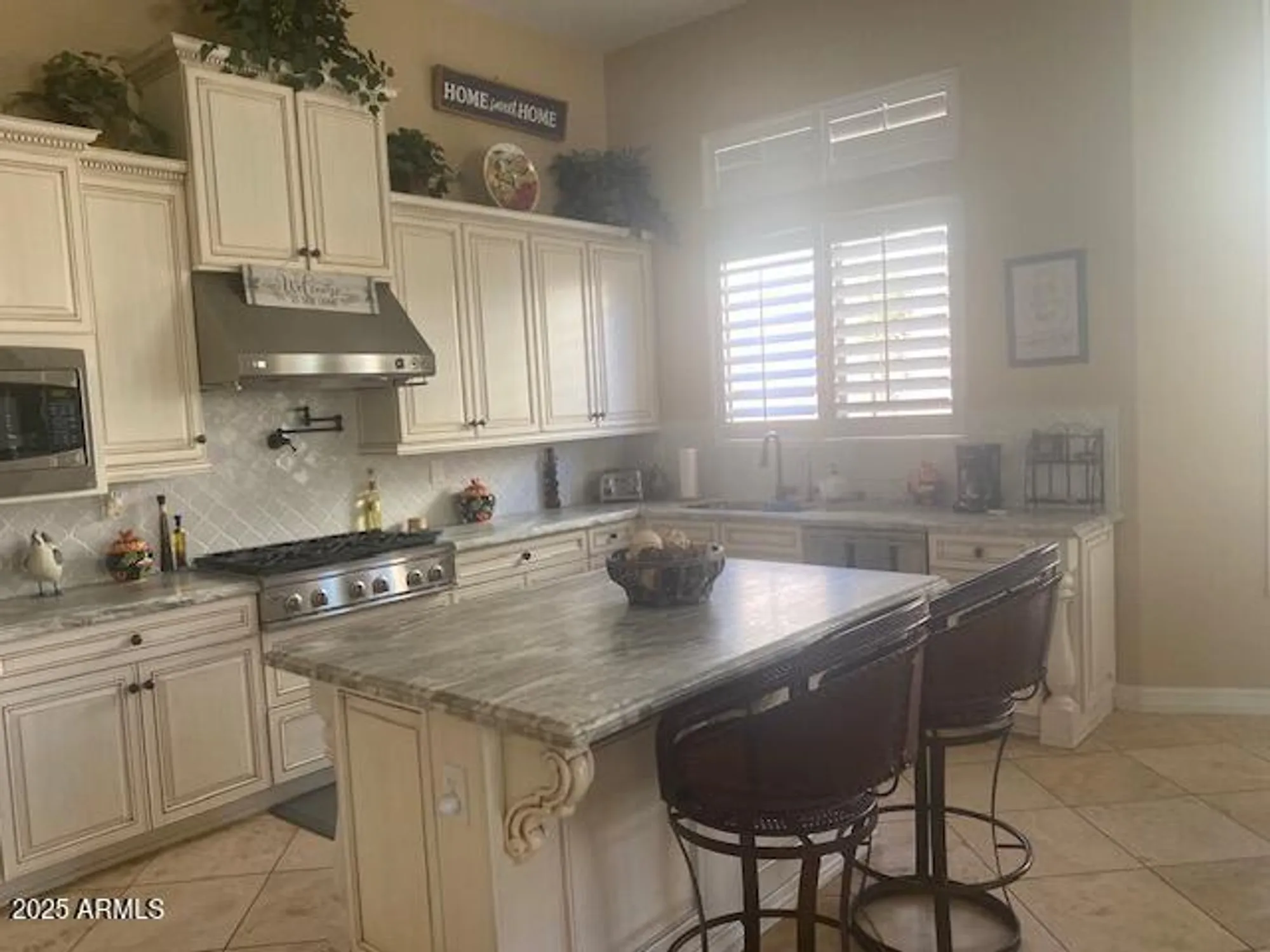 Property Slideshow image 36 of 98 | 2514 w pumpkin ridge dr, Anthem, AZ, 85086
