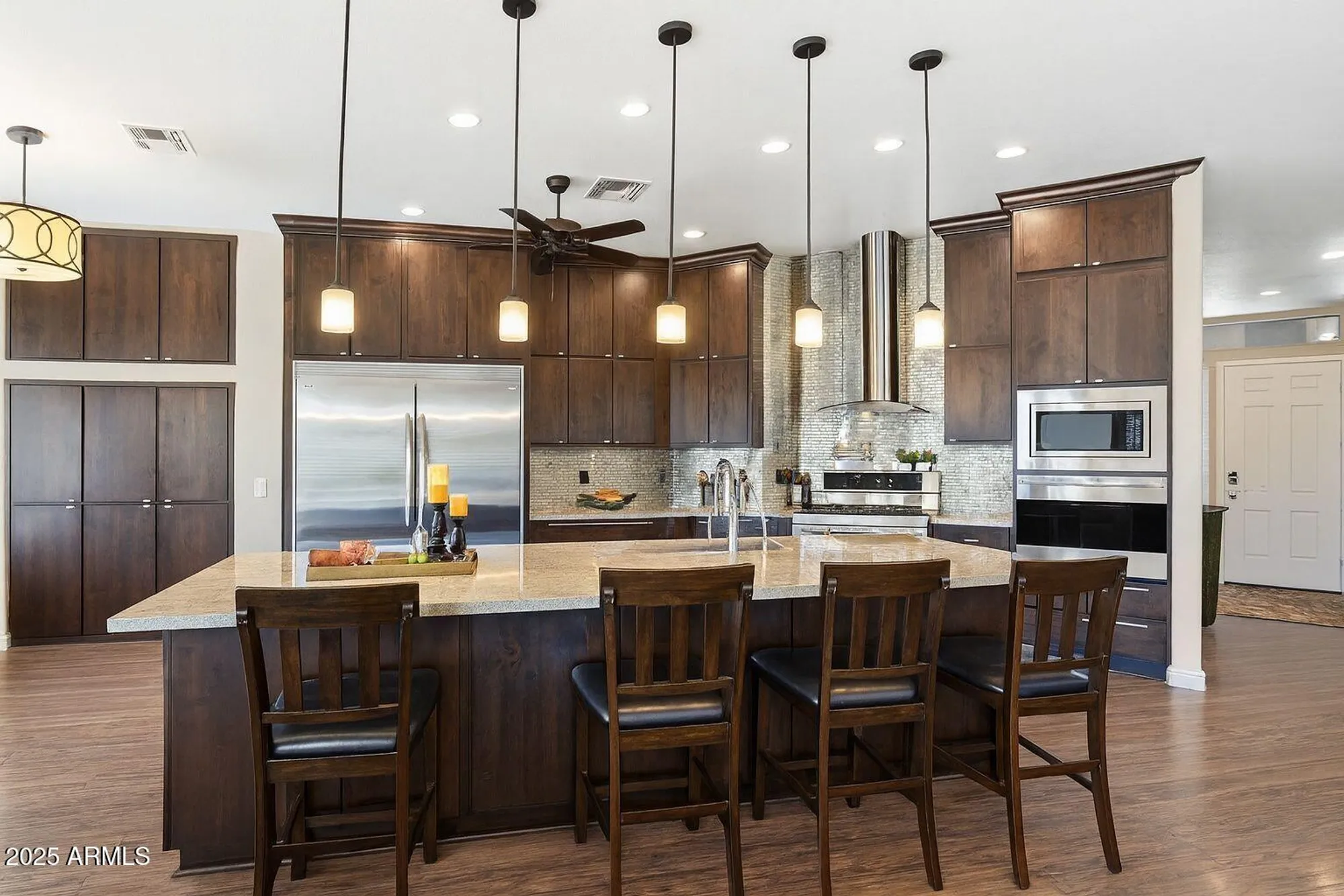 Property Slideshow image 8 of 33 | 4745 e nightingale ln, Gilbert, AZ, 85298