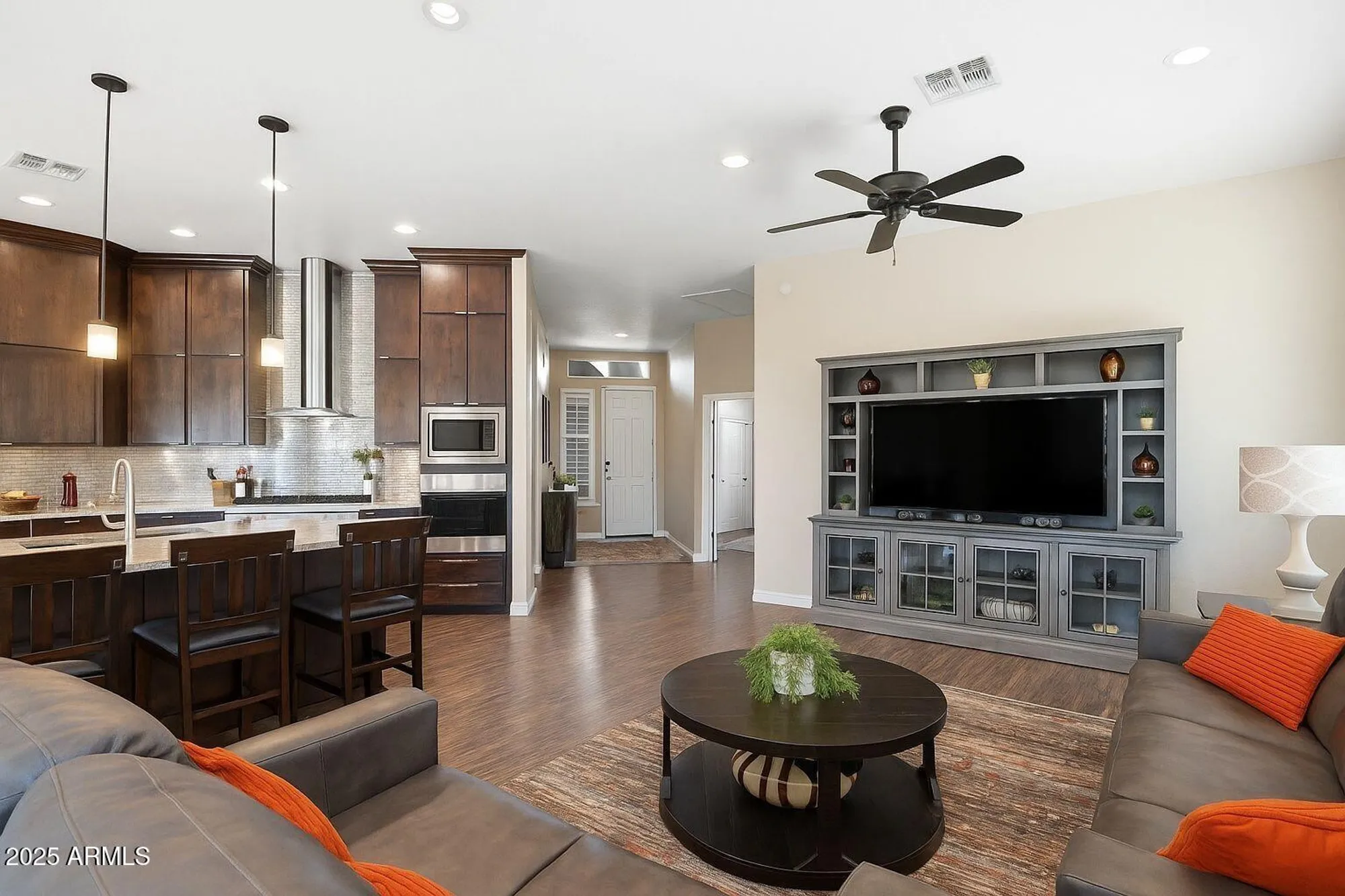 Property Slideshow image 13 of 33 | 4745 e nightingale ln, Gilbert, AZ, 85298