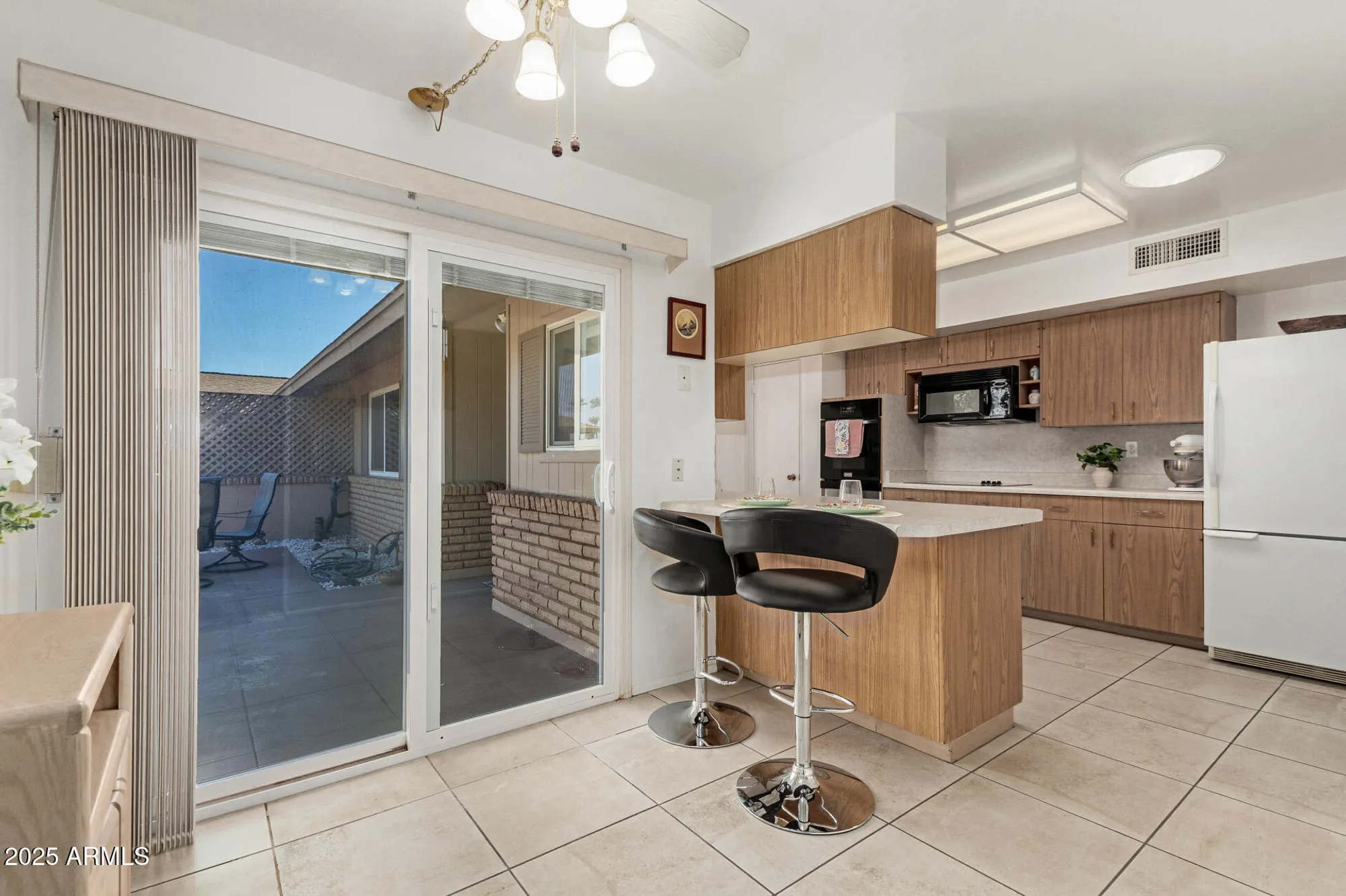 Property Slideshow image 9 of 34 | 10743 w clair dr, Sun City, AZ, 85351