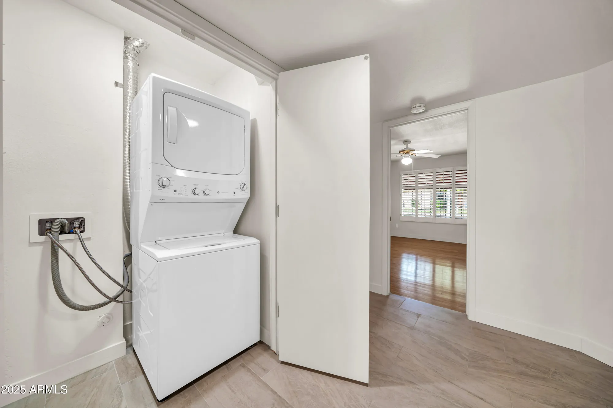 Property Slideshow image 7 of 45 | 7817 e sage dr, Scottsdale, AZ, 85250