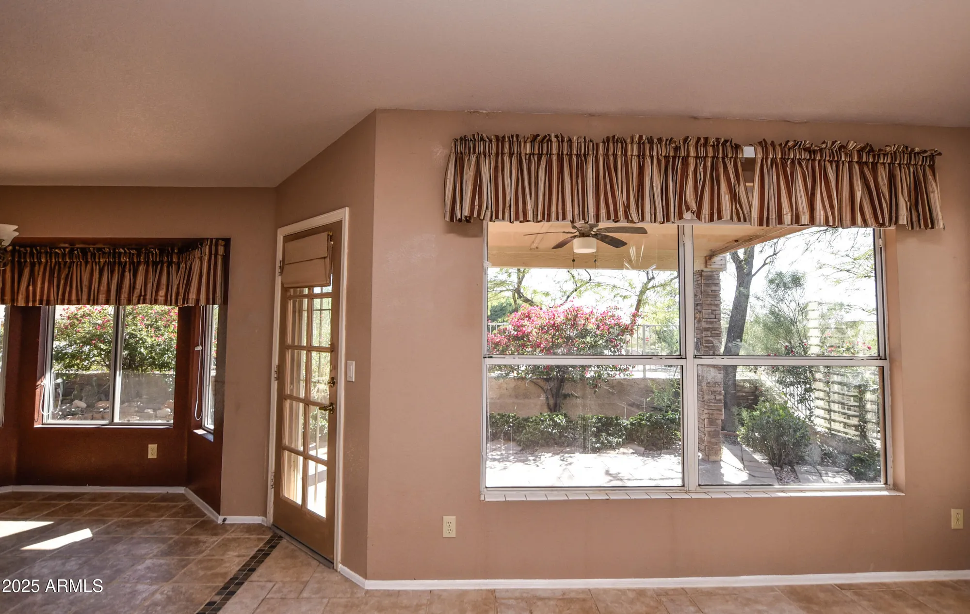 Property Slideshow image 13 of 29 | 8211 e sonoran way, Gold Canyon, AZ, 85118