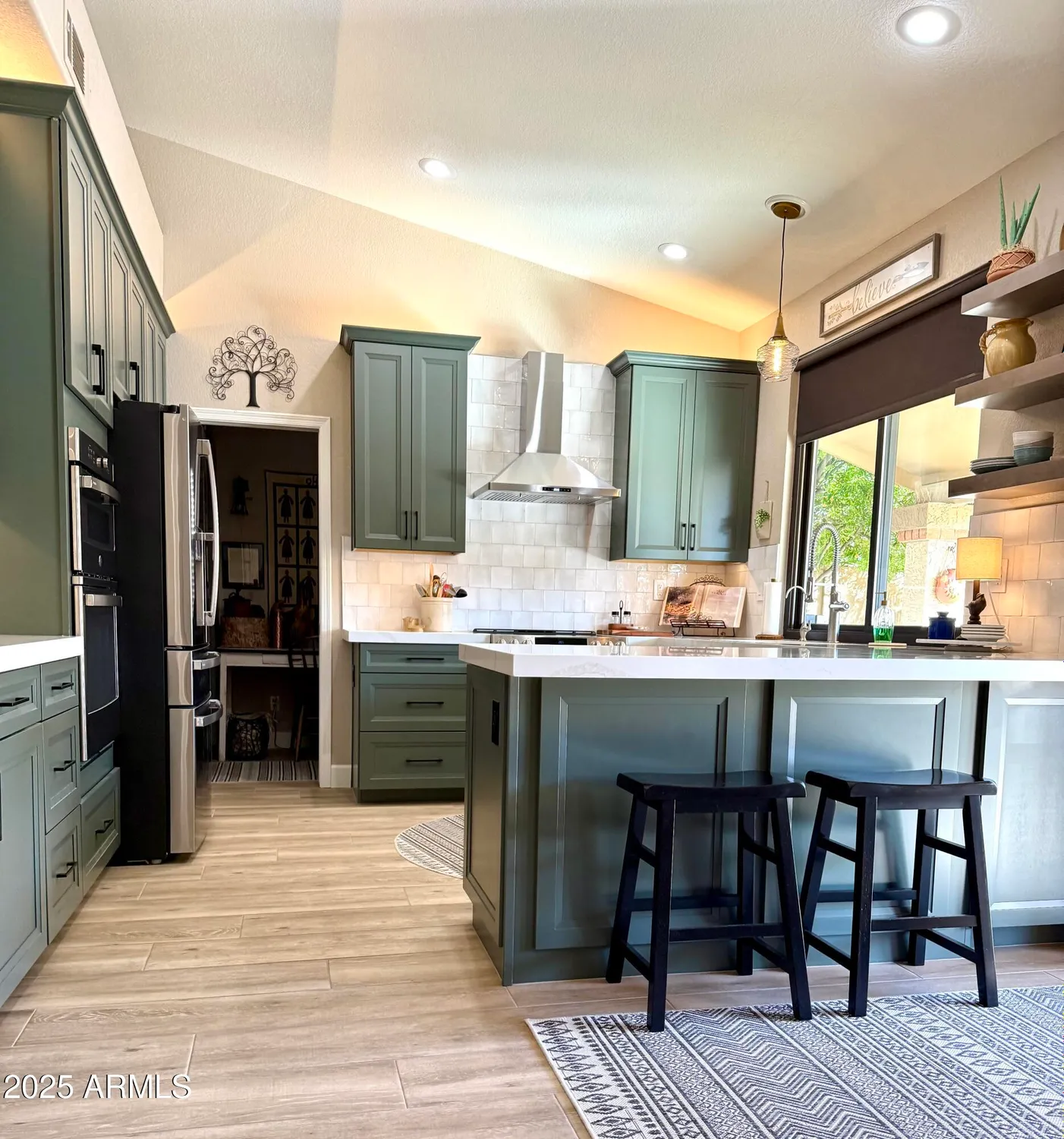 Property Slideshow image 1 of 34 | 9627 w menadota dr, Peoria, AZ, 85382