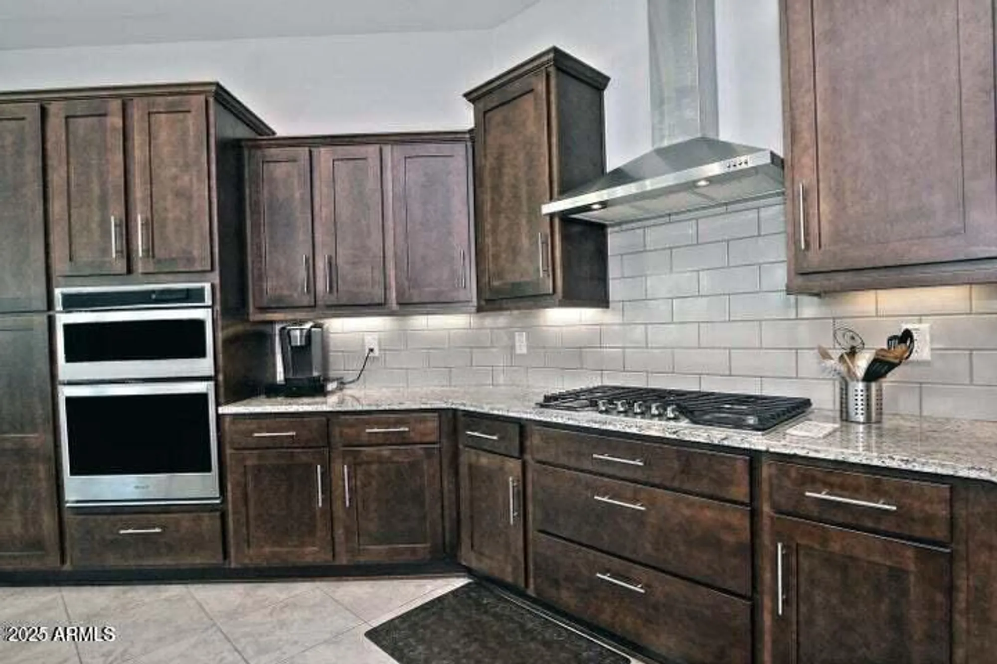 Property Slideshow image 12 of 42 | 8180 w silver spring way, Florence, AZ, 85132